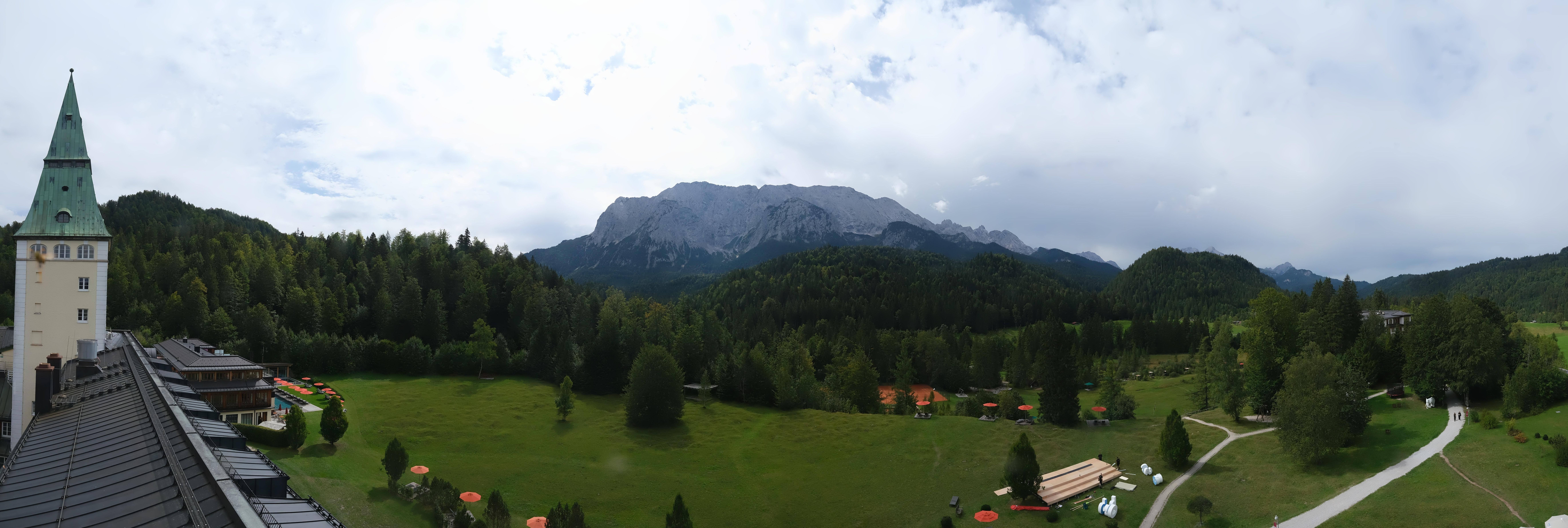 Archiv Foto Webcam Garmisch-Partenkirchen: Schloss Elmau
