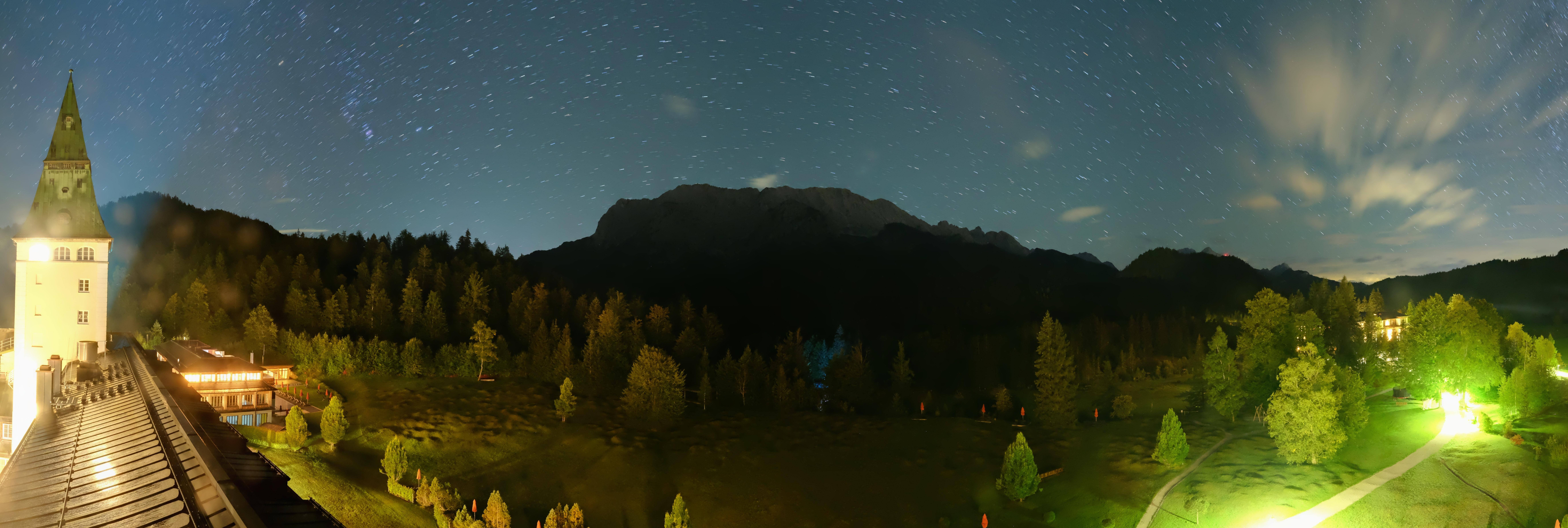 Archiv Foto Webcam Garmisch-Partenkirchen: Schloss Elmau