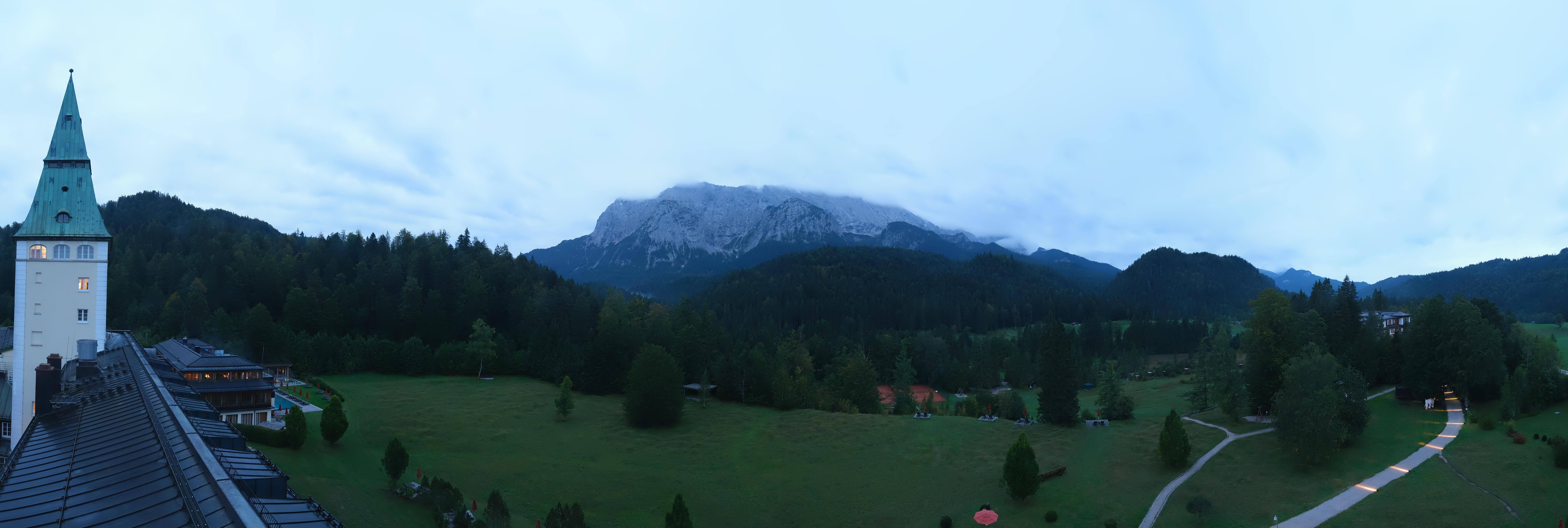 Archived image Webcam Schloss Elmau Luxury Spa Retreat