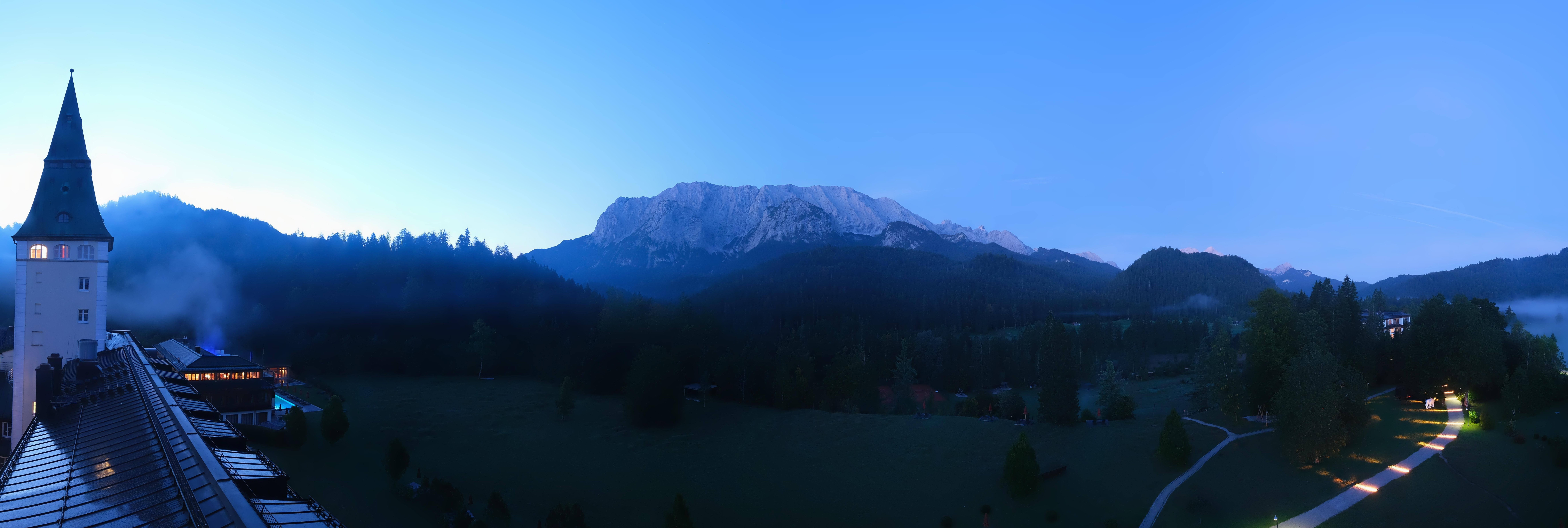 Archived image Webcam Schloss Elmau Luxury Spa Retreat