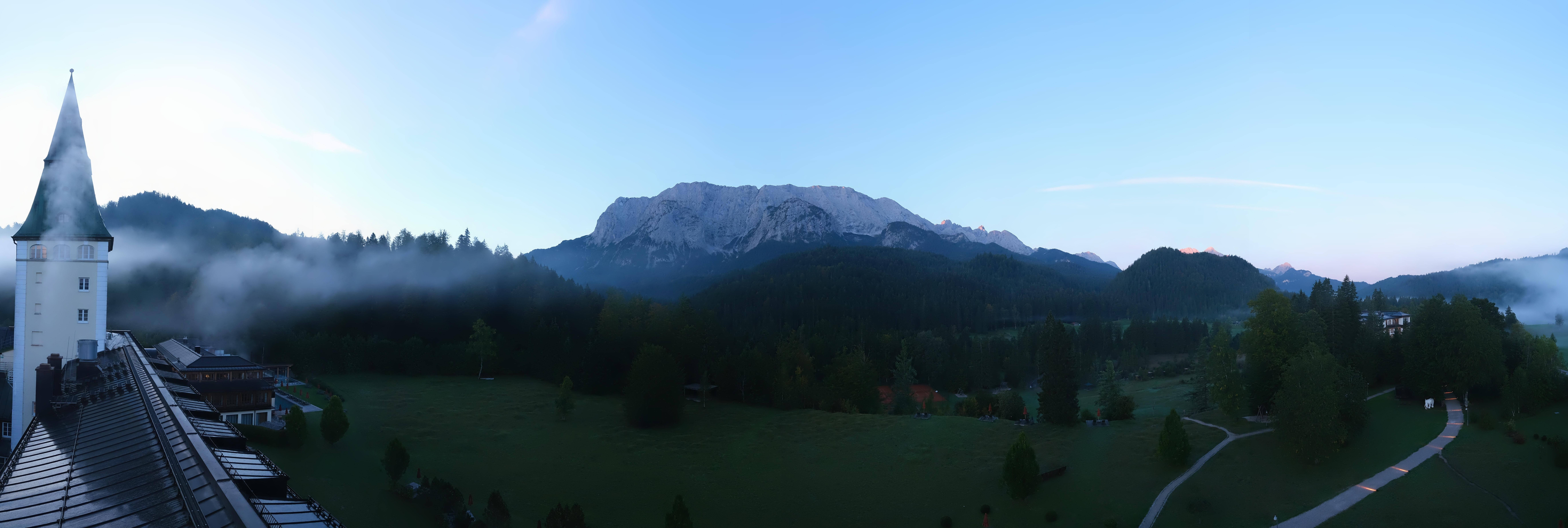 Archived image Webcam Schloss Elmau Luxury Spa Retreat