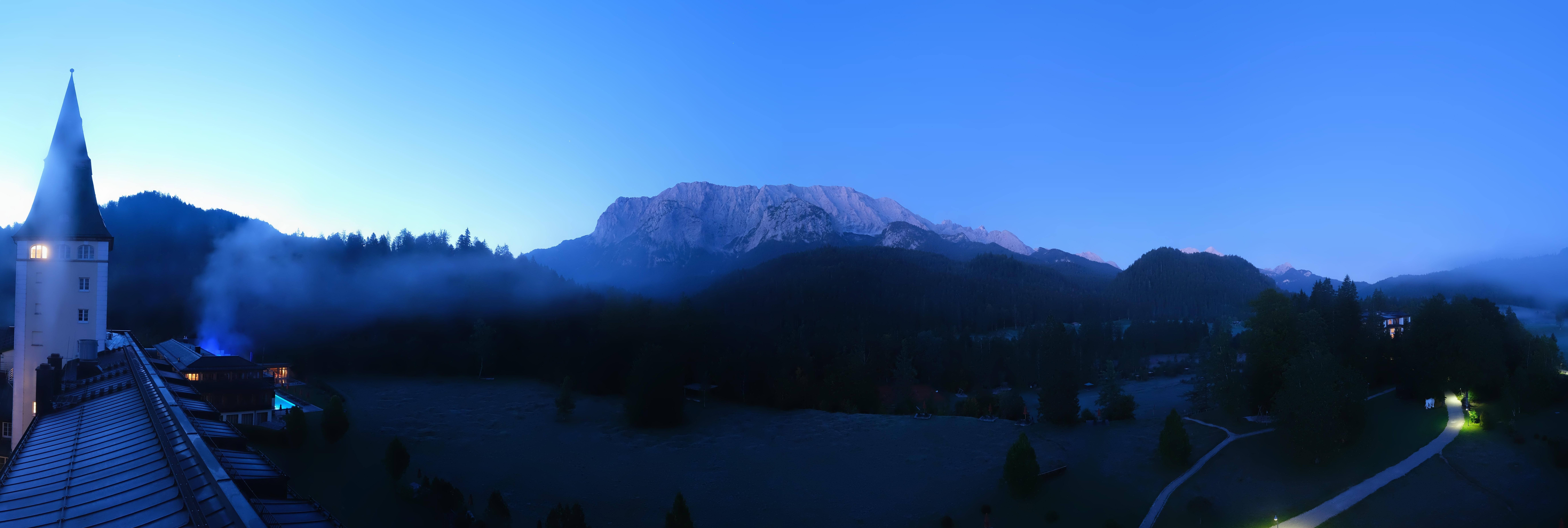 Archiv Foto Webcam Garmisch-Partenkirchen: Schloss Elmau