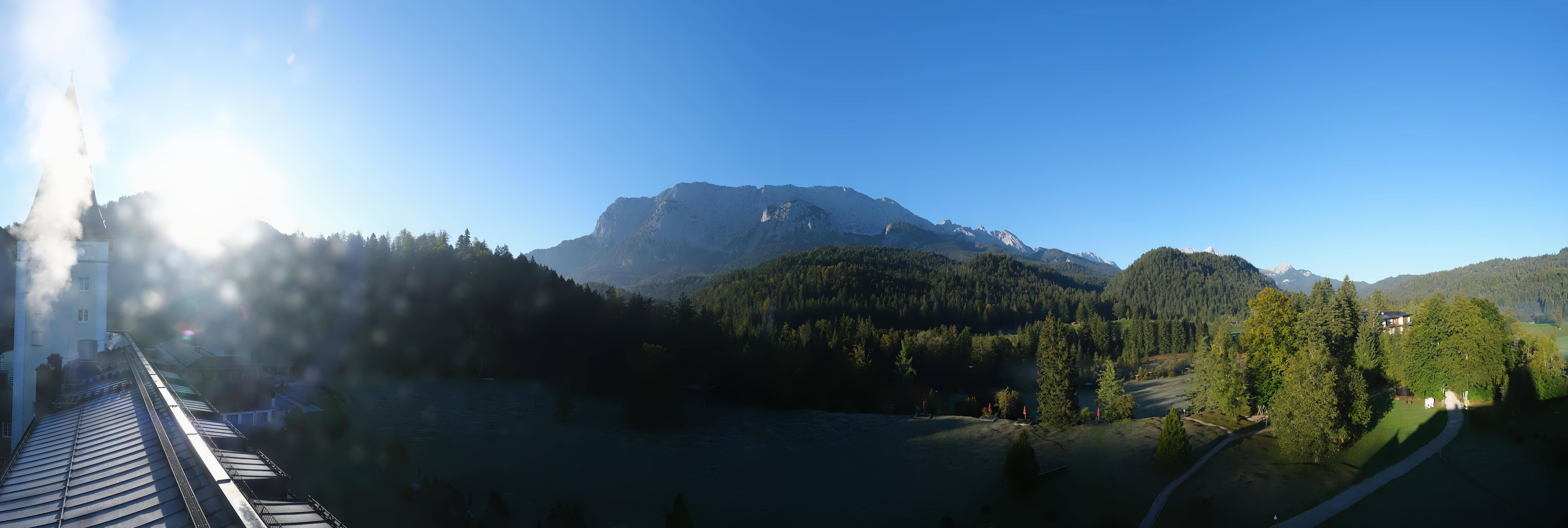 Archiv Foto Webcam Garmisch-Partenkirchen: Schloss Elmau