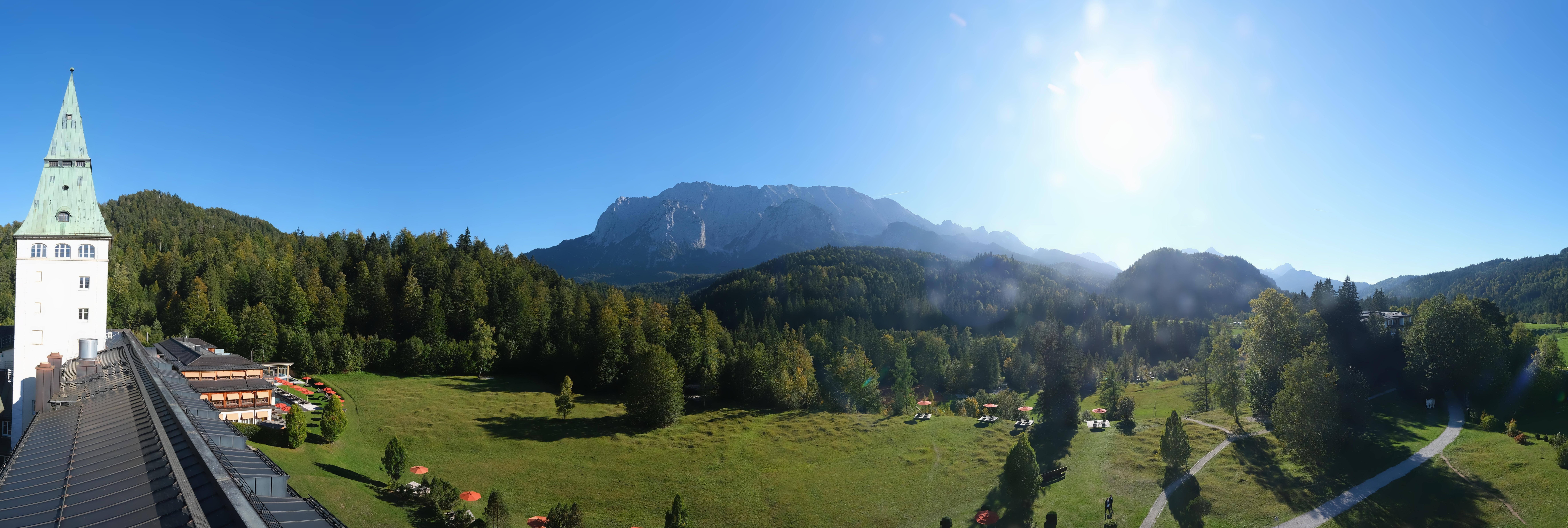 Archiv Foto Webcam Garmisch-Partenkirchen: Schloss Elmau