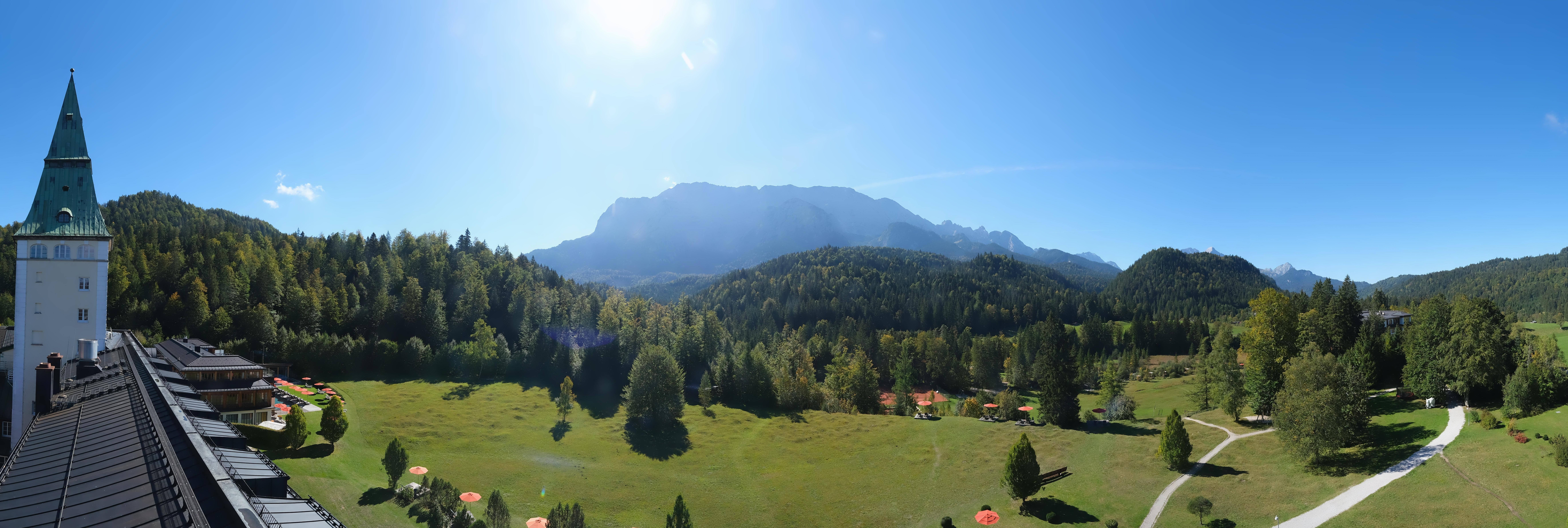 Archiv Foto Webcam Garmisch-Partenkirchen: Schloss Elmau