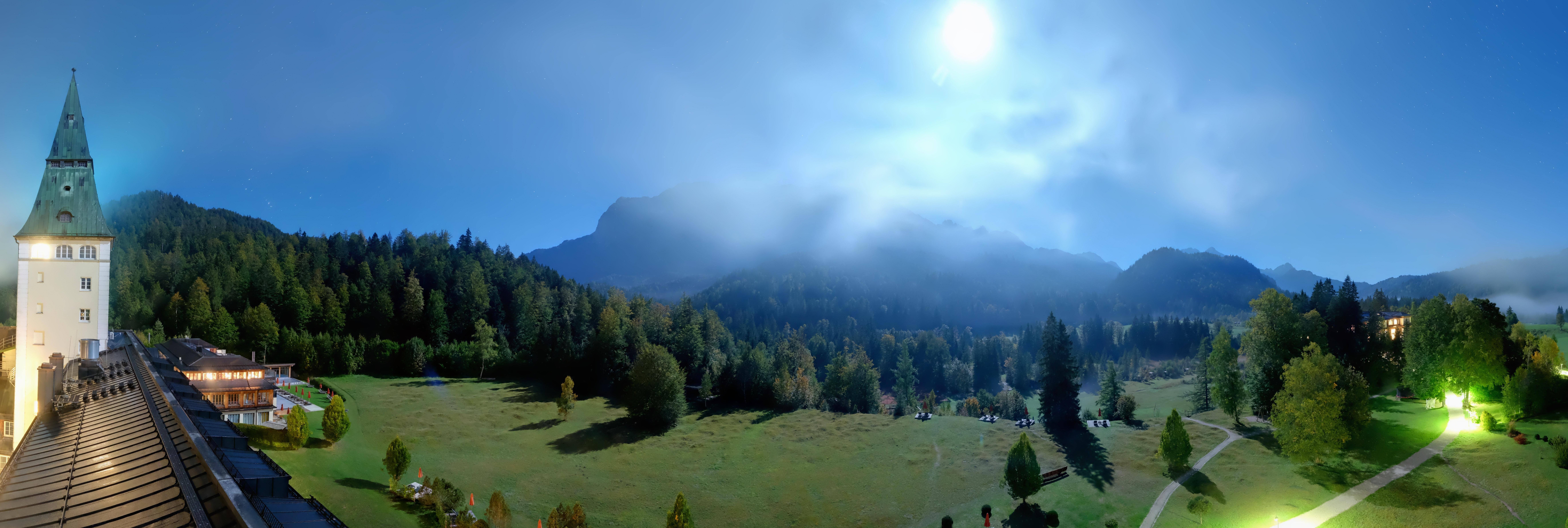 Archiv Foto Webcam Garmisch-Partenkirchen: Schloss Elmau