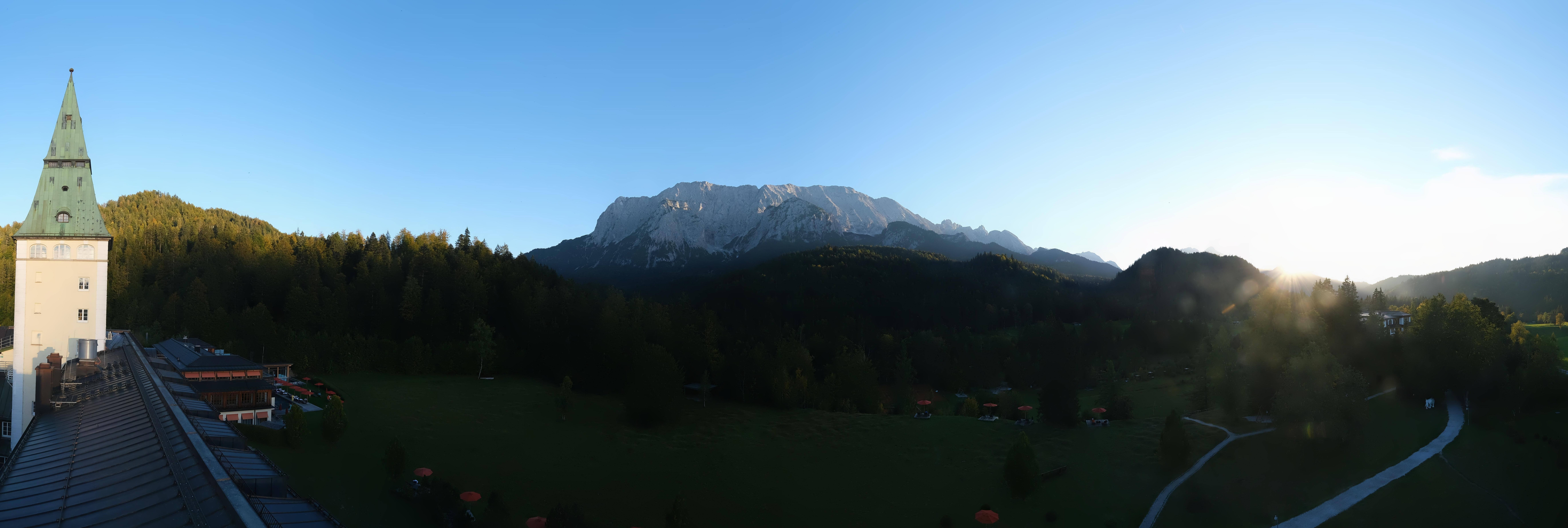Archiv Foto Webcam Garmisch-Partenkirchen: Schloss Elmau