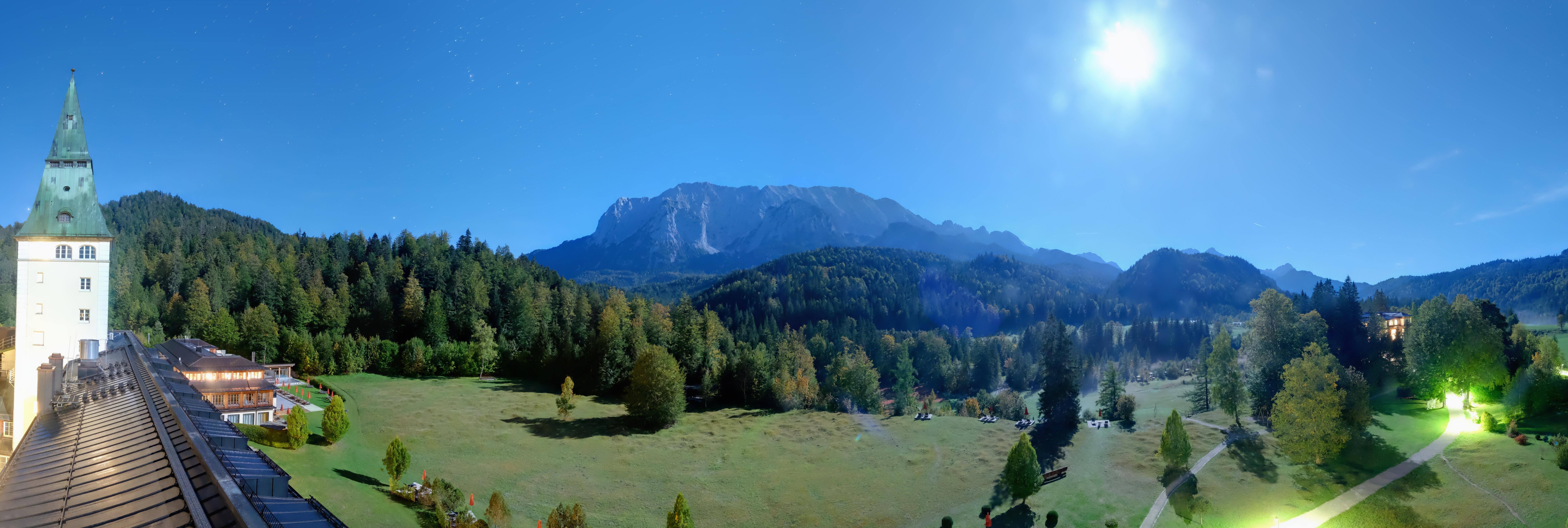 Archiv Foto Webcam Garmisch-Partenkirchen: Schloss Elmau
