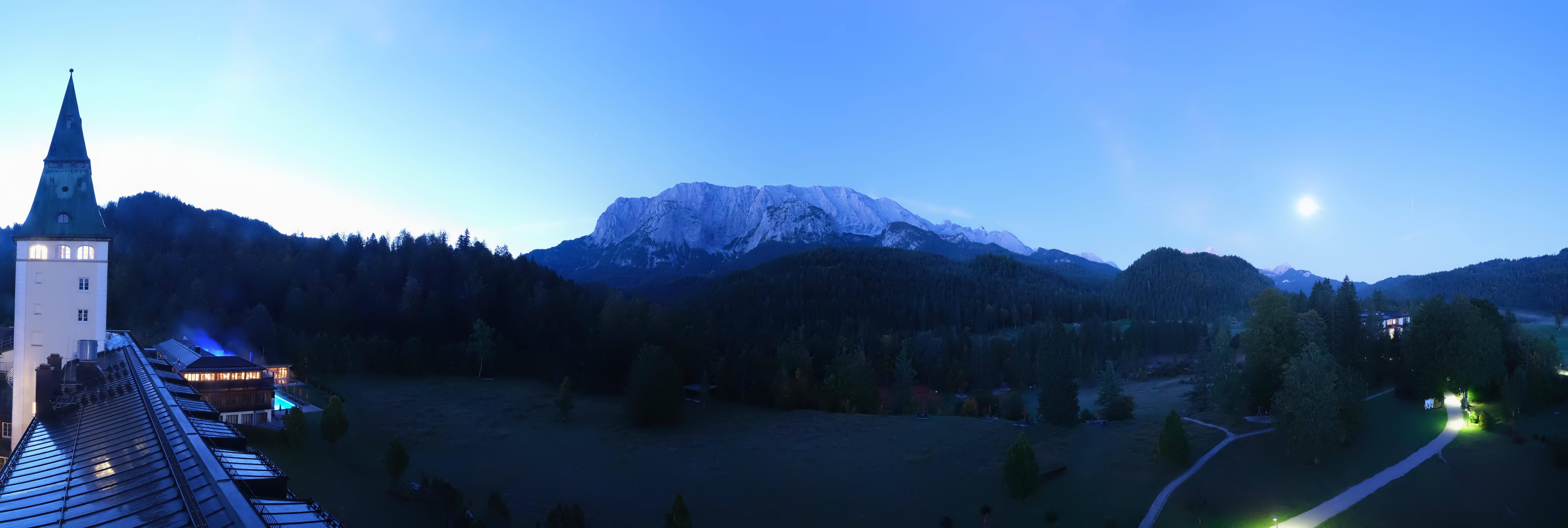 Archiv Foto Webcam Garmisch-Partenkirchen: Schloss Elmau