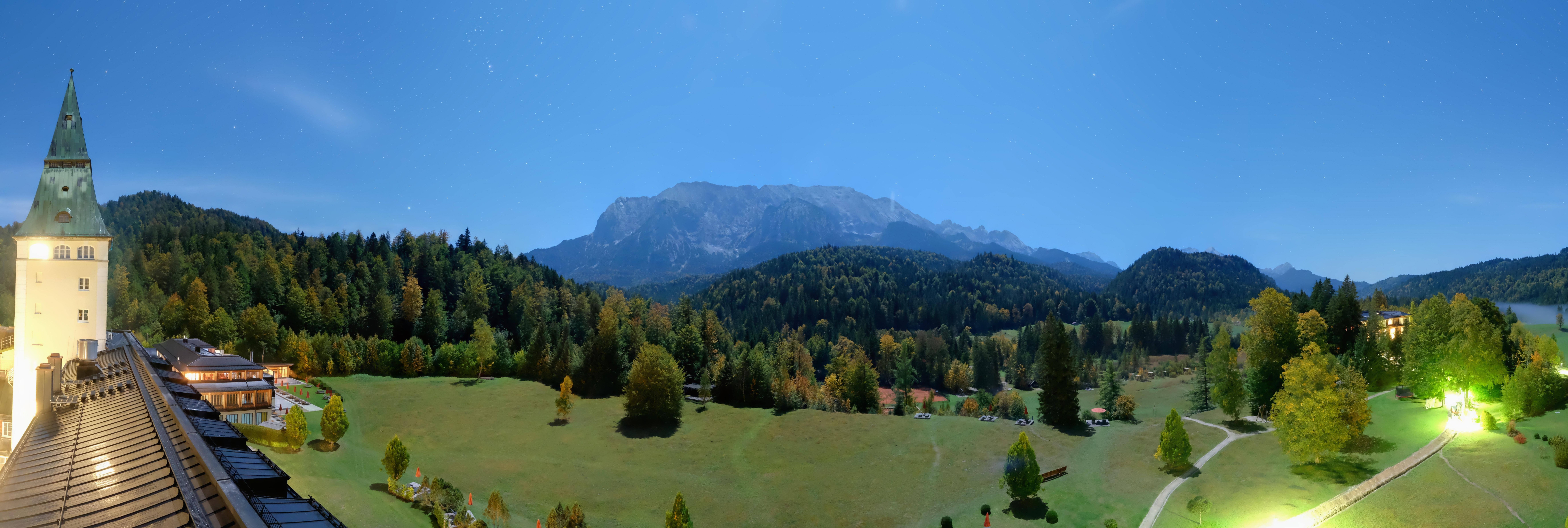 Archived image Webcam Schloss Elmau Luxury Spa Retreat