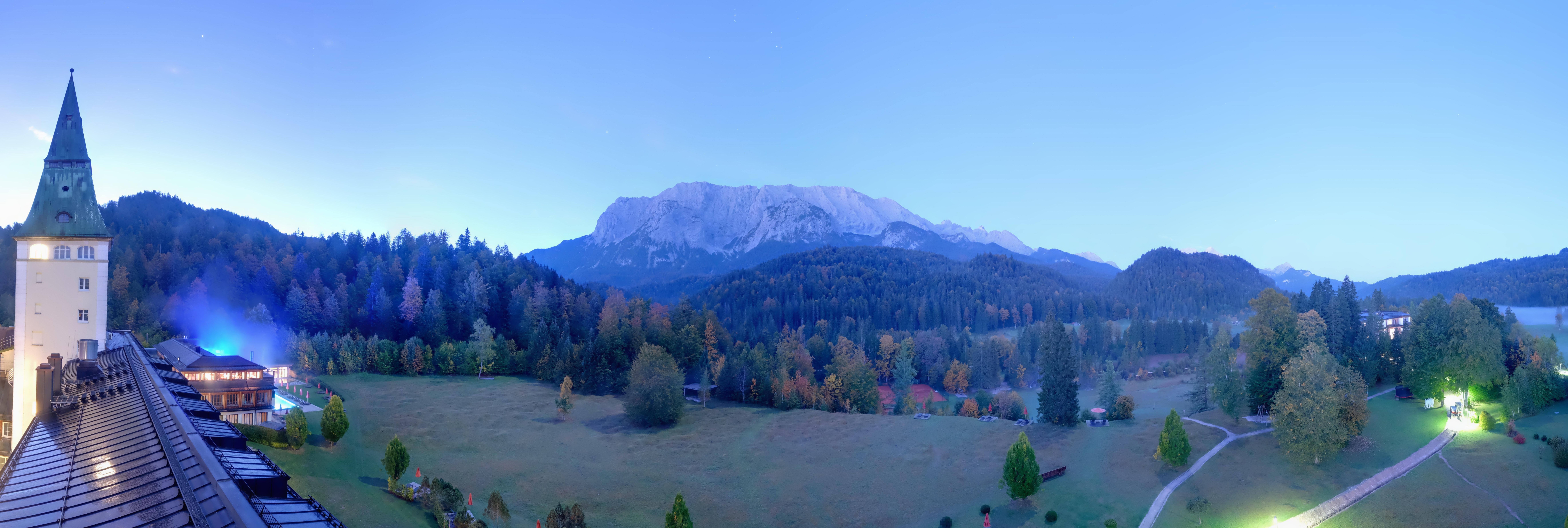 Archived image Webcam Schloss Elmau Luxury Spa Retreat