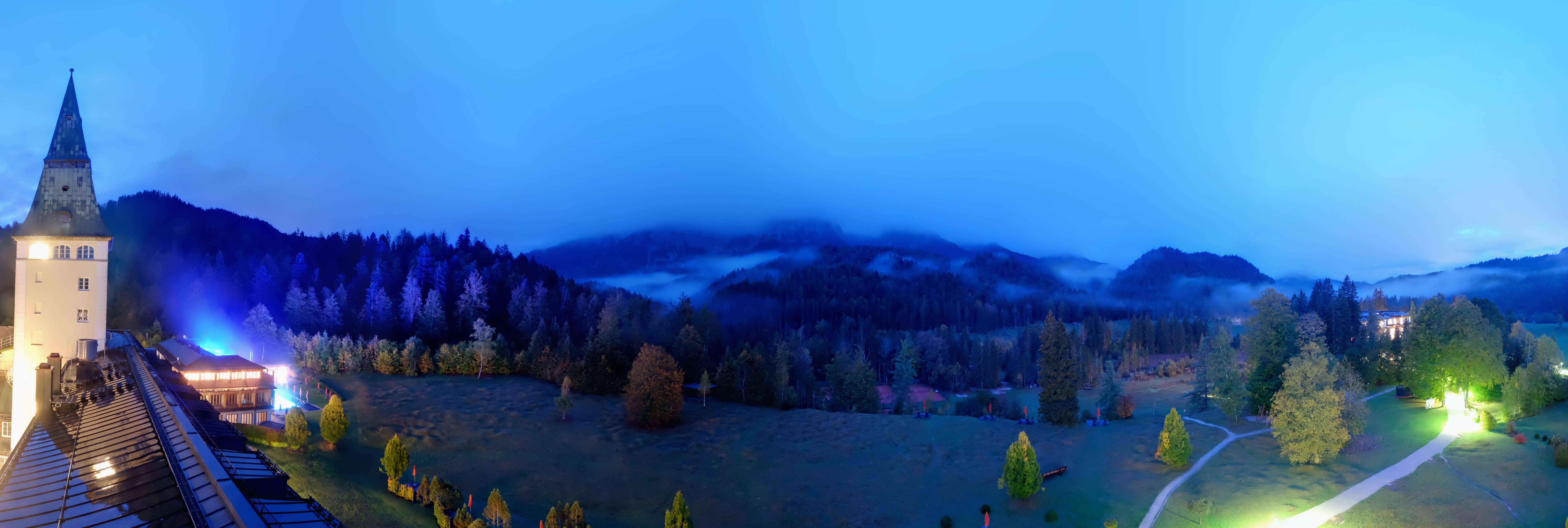 Archived image Webcam Schloss Elmau Luxury Spa Retreat