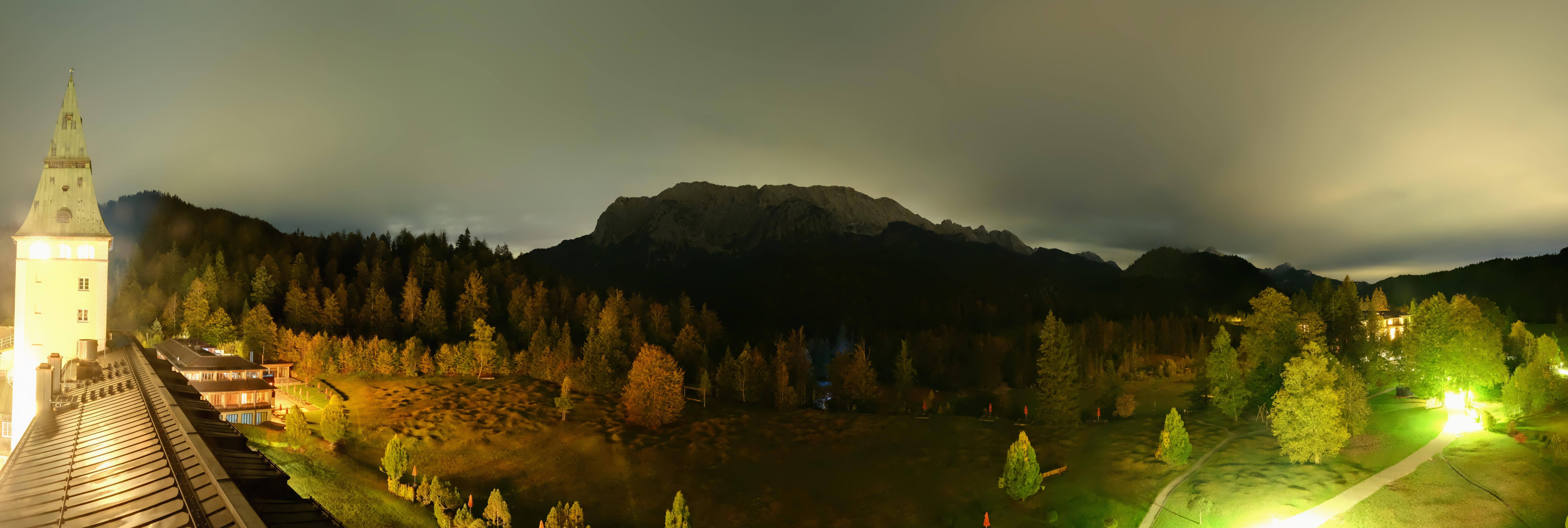 Archived image Webcam Schloss Elmau Luxury Spa Retreat