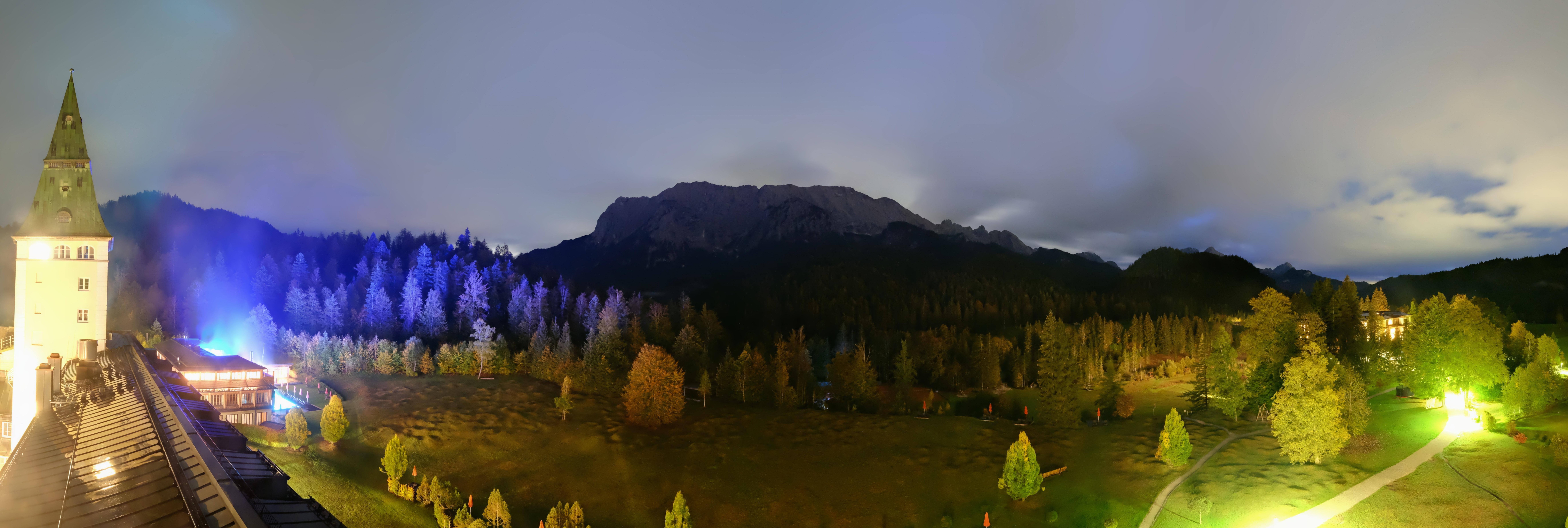 Archived image Webcam Schloss Elmau Luxury Spa Retreat