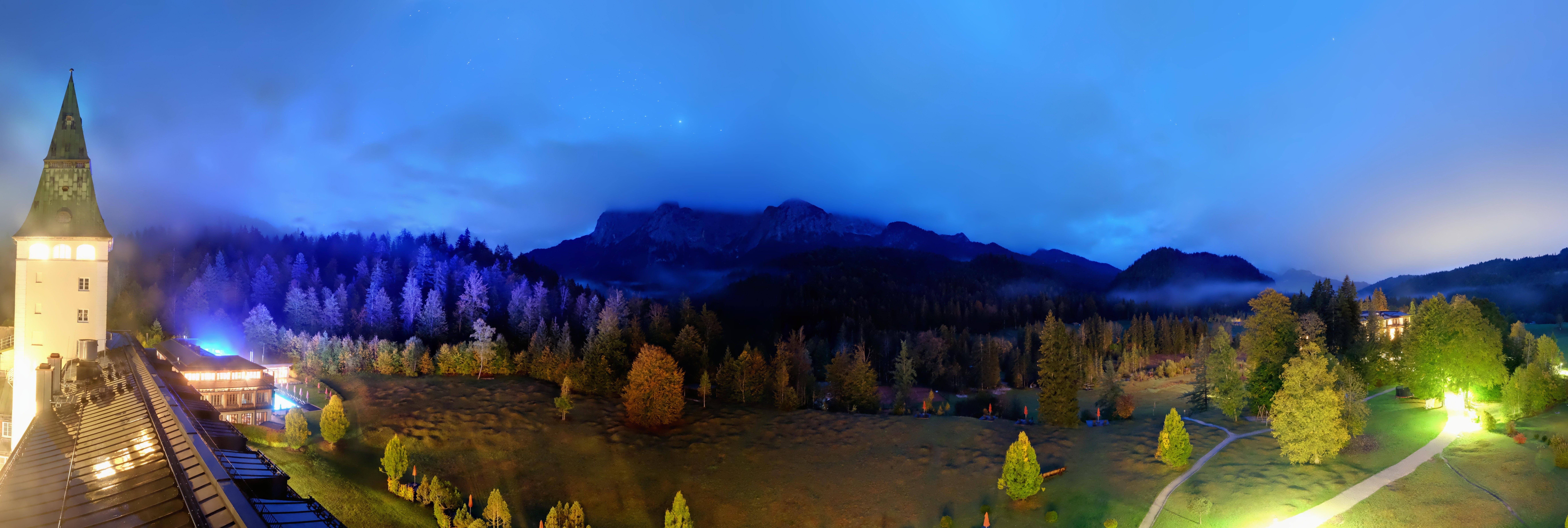 Archived image Webcam Schloss Elmau Luxury Spa Retreat