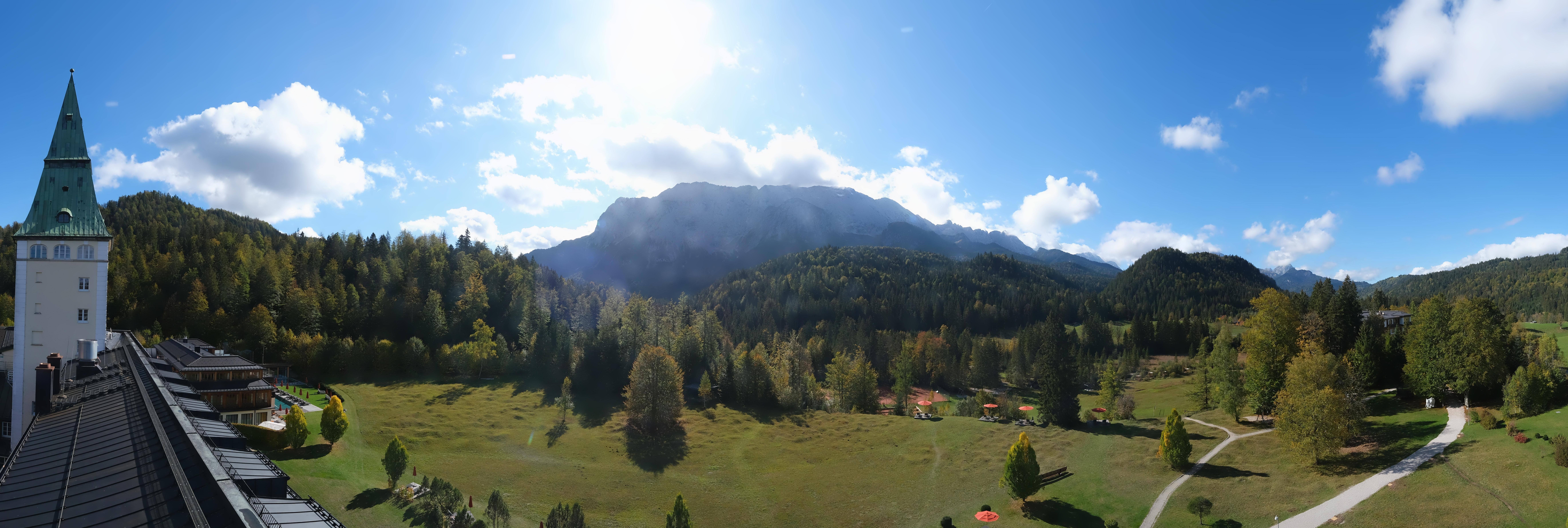 Archiv Foto Webcam Garmisch-Partenkirchen: Schloss Elmau