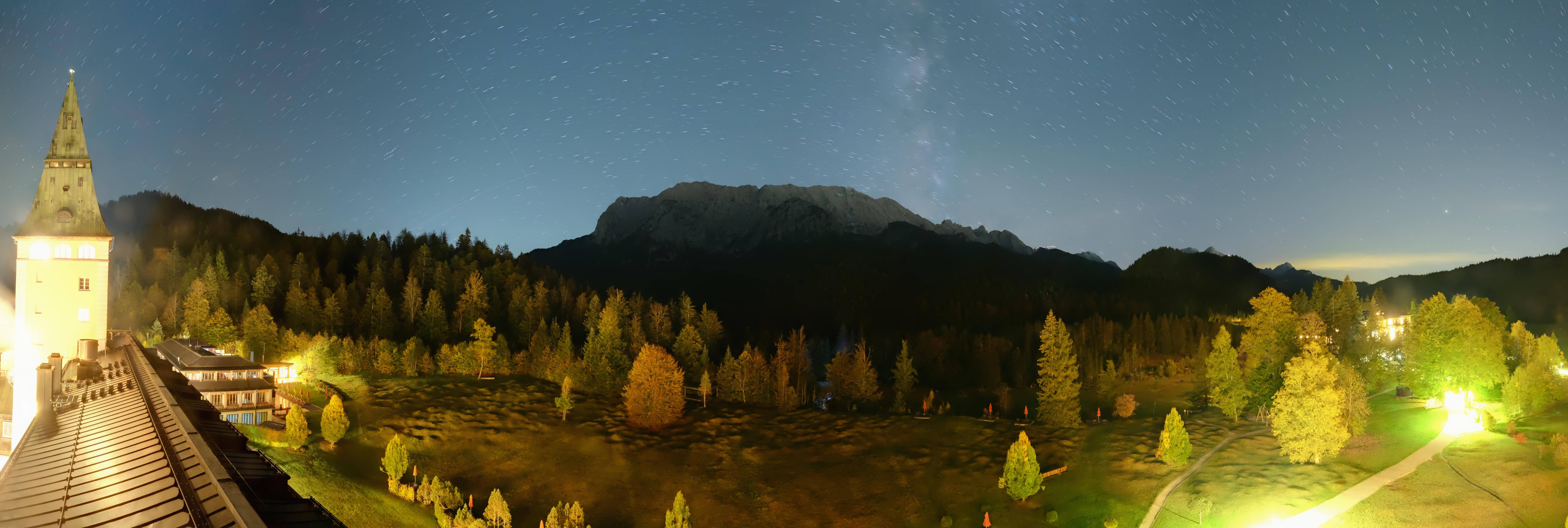 Archiv Foto Webcam Garmisch-Partenkirchen: Schloss Elmau