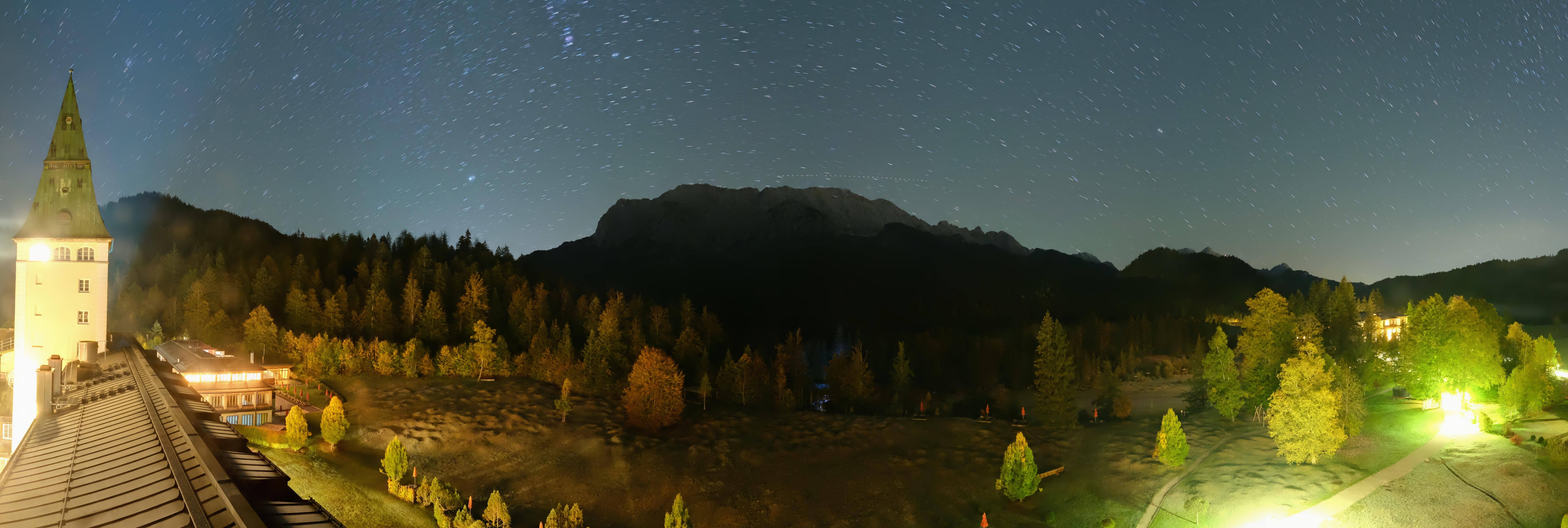 Archiv Foto Webcam Garmisch-Partenkirchen: Schloss Elmau