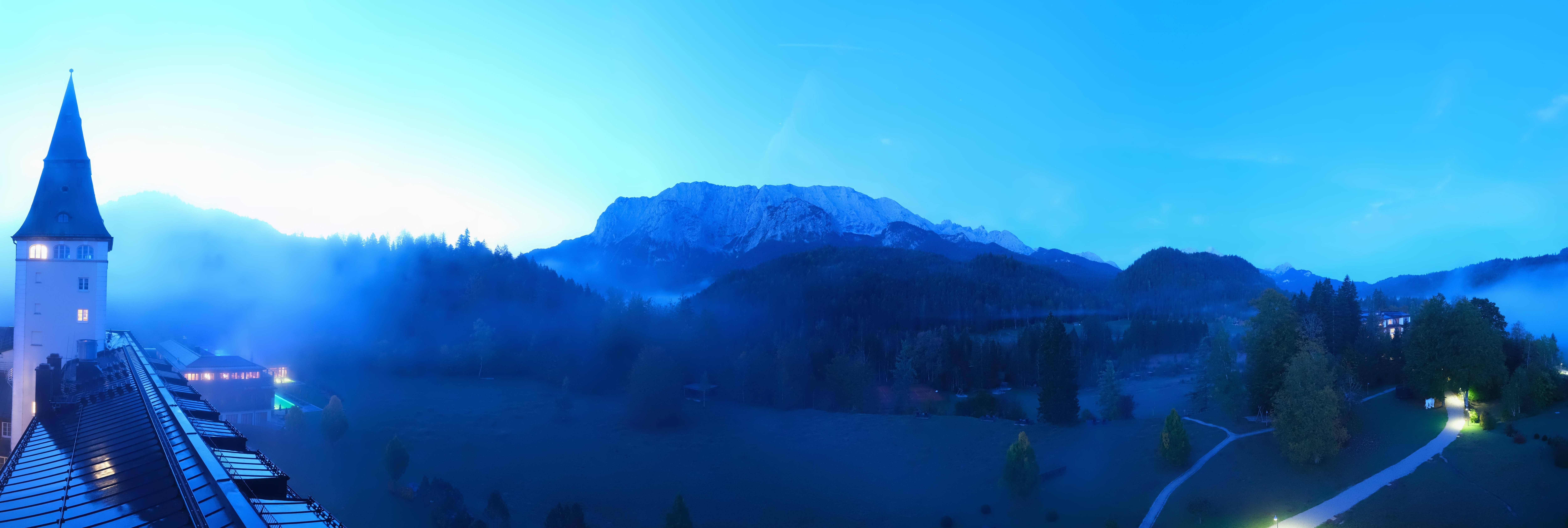 Archiv Foto Webcam Garmisch-Partenkirchen: Schloss Elmau