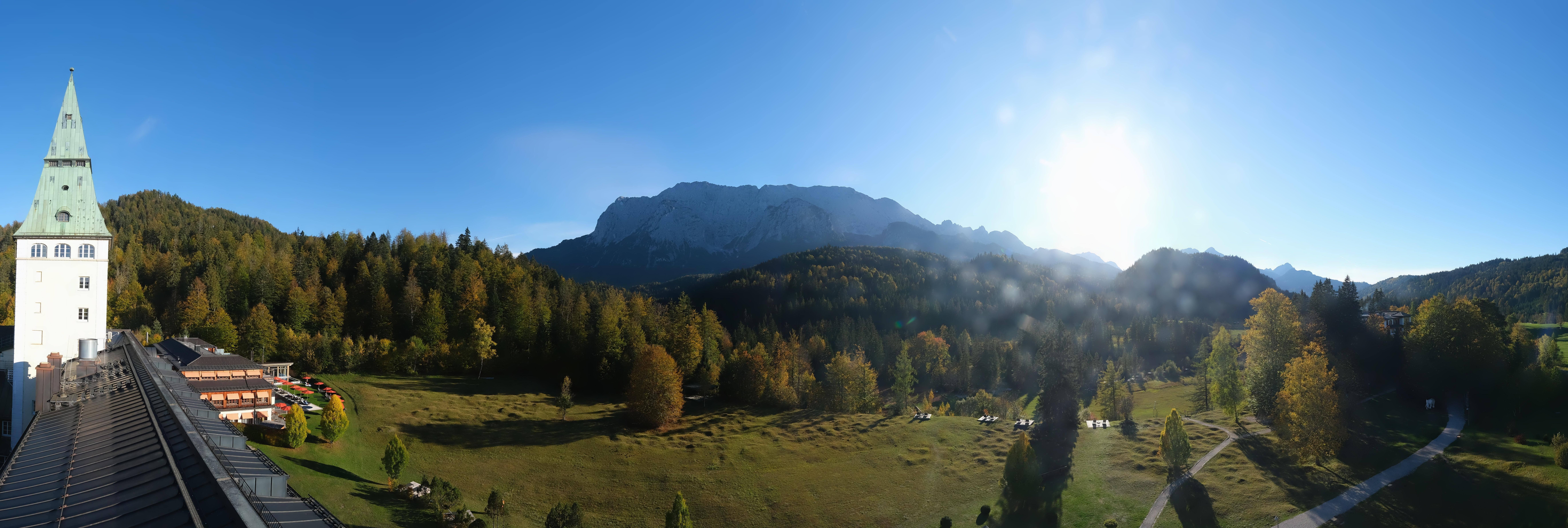 Archiv Foto Webcam Garmisch-Partenkirchen: Schloss Elmau