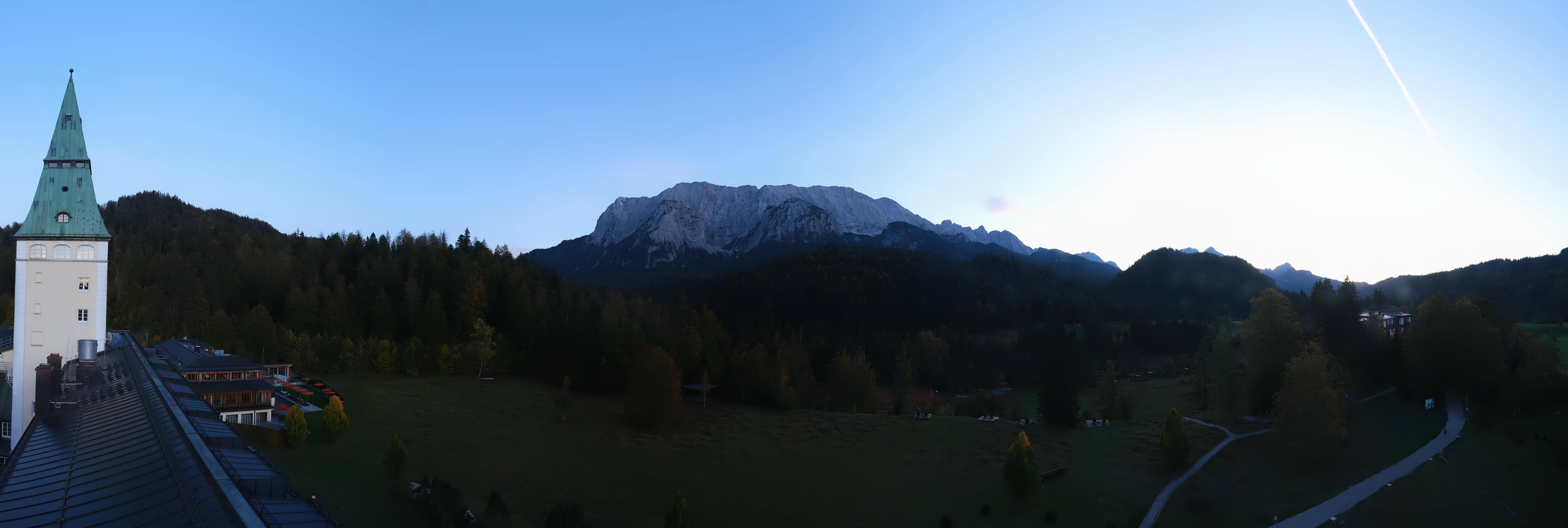 Archiv Foto Webcam Garmisch-Partenkirchen: Schloss Elmau