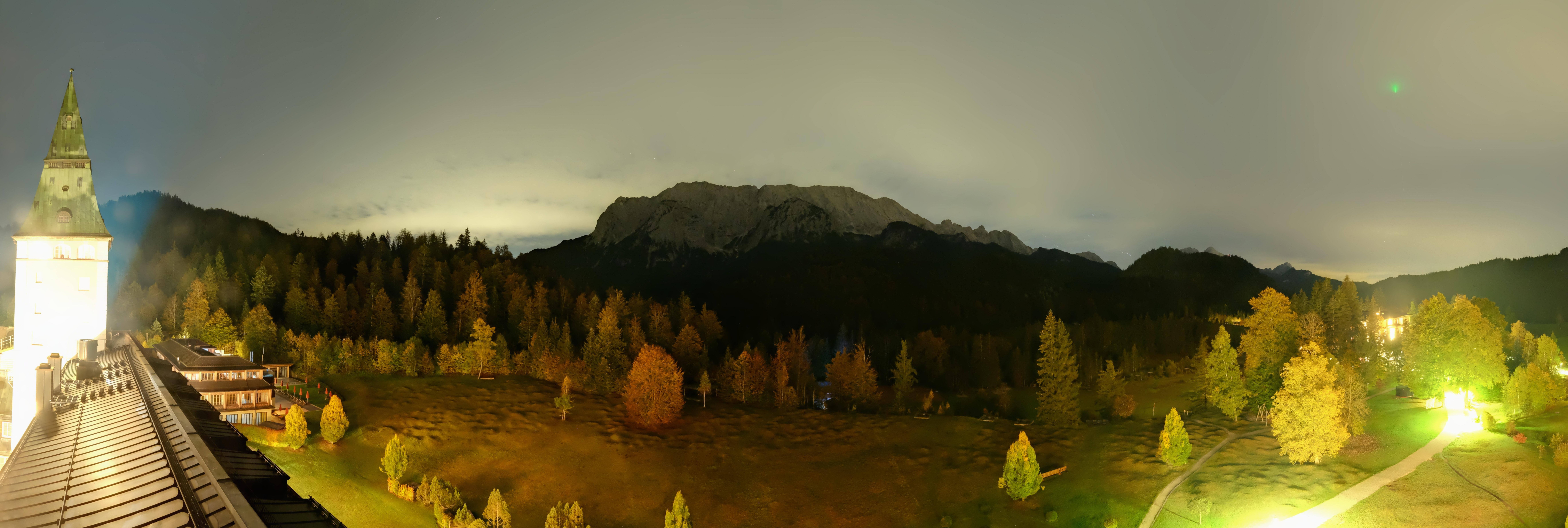 Archiv Foto Webcam Garmisch-Partenkirchen: Schloss Elmau