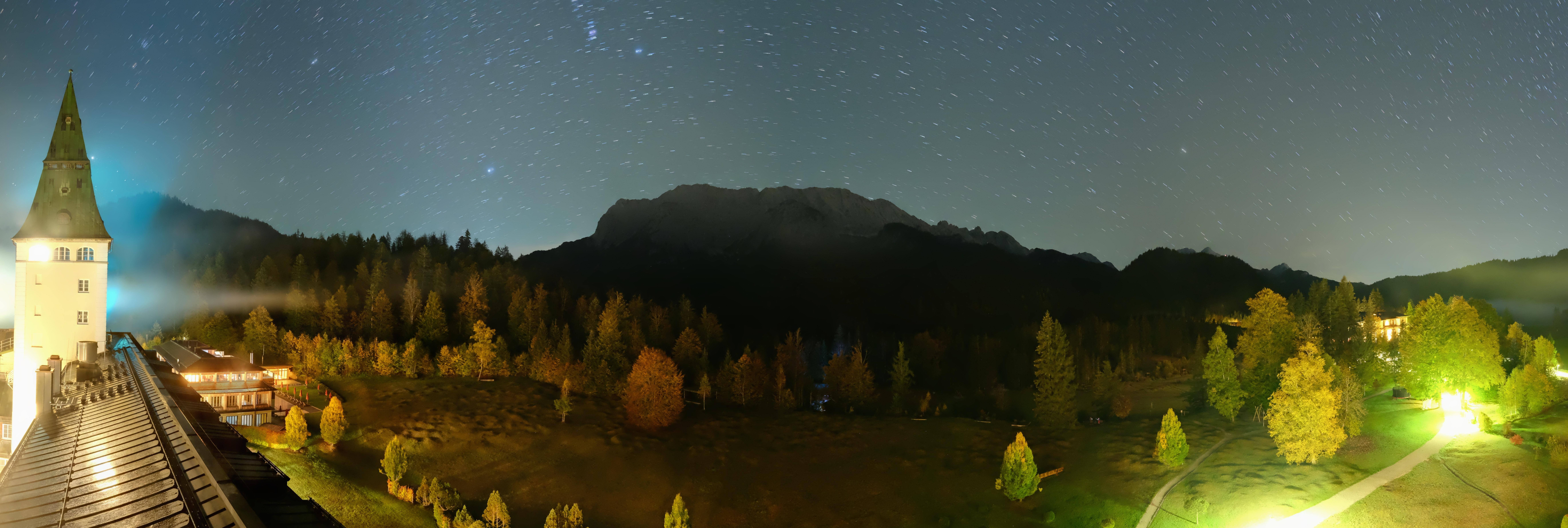 Archiv Foto Webcam Garmisch-Partenkirchen: Schloss Elmau