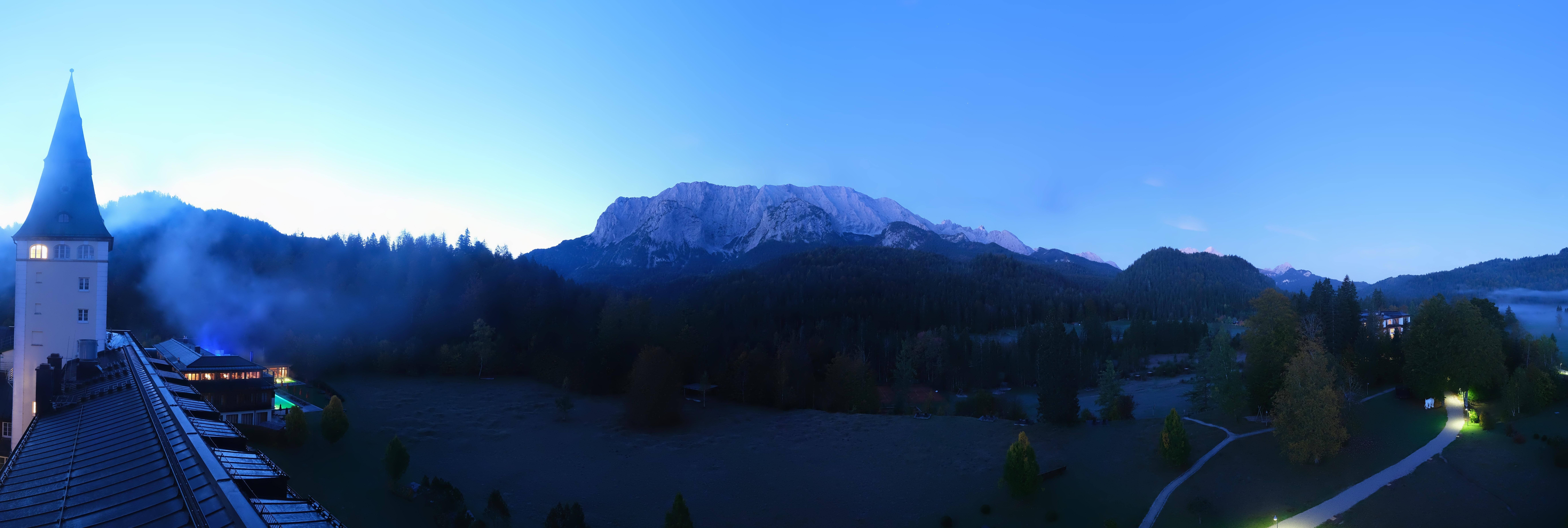 Archiv Foto Webcam Garmisch-Partenkirchen: Schloss Elmau