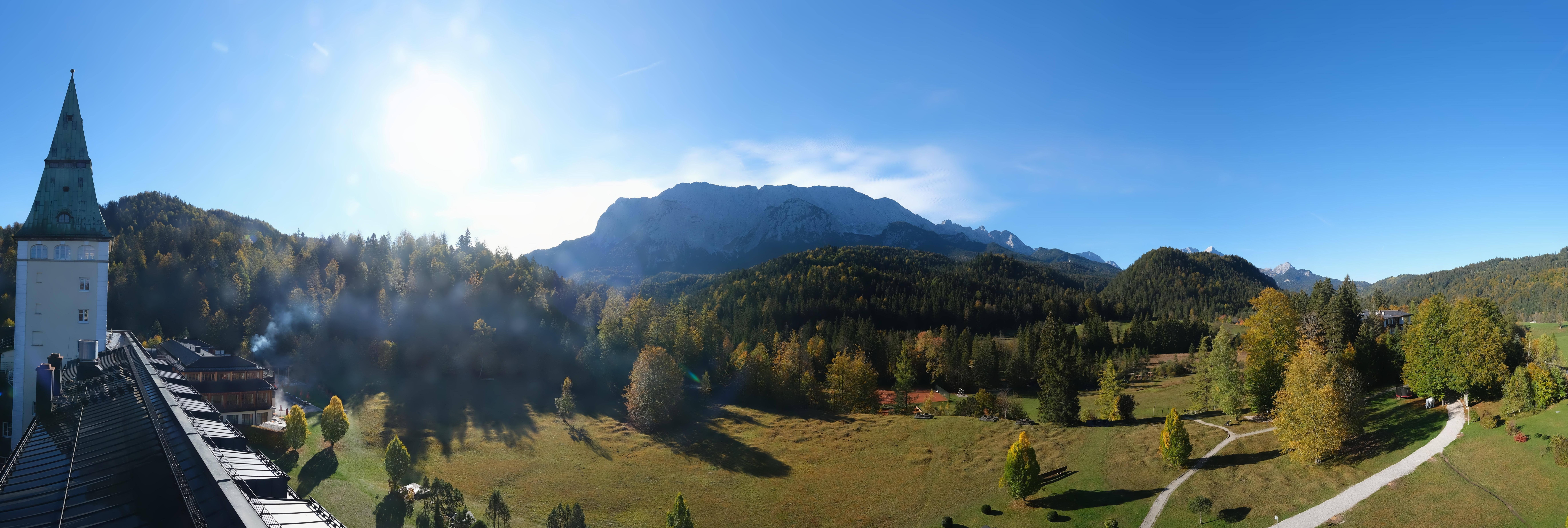Archiv Foto Webcam Garmisch-Partenkirchen: Schloss Elmau