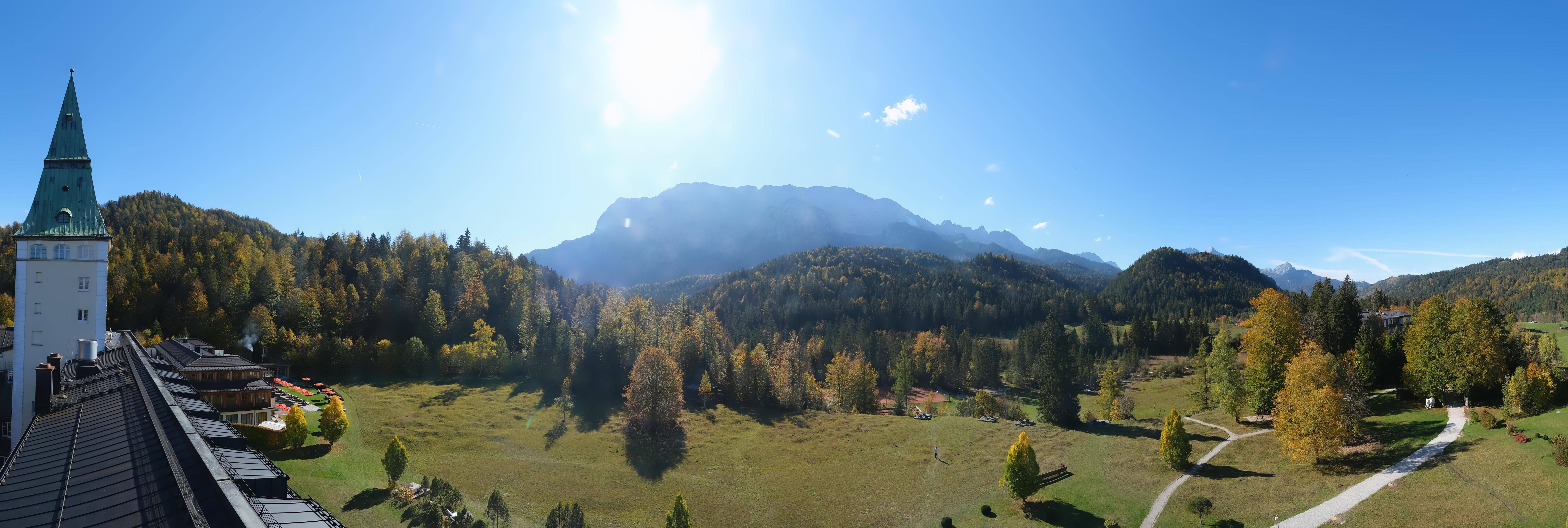 Archiv Foto Webcam Garmisch-Partenkirchen: Schloss Elmau