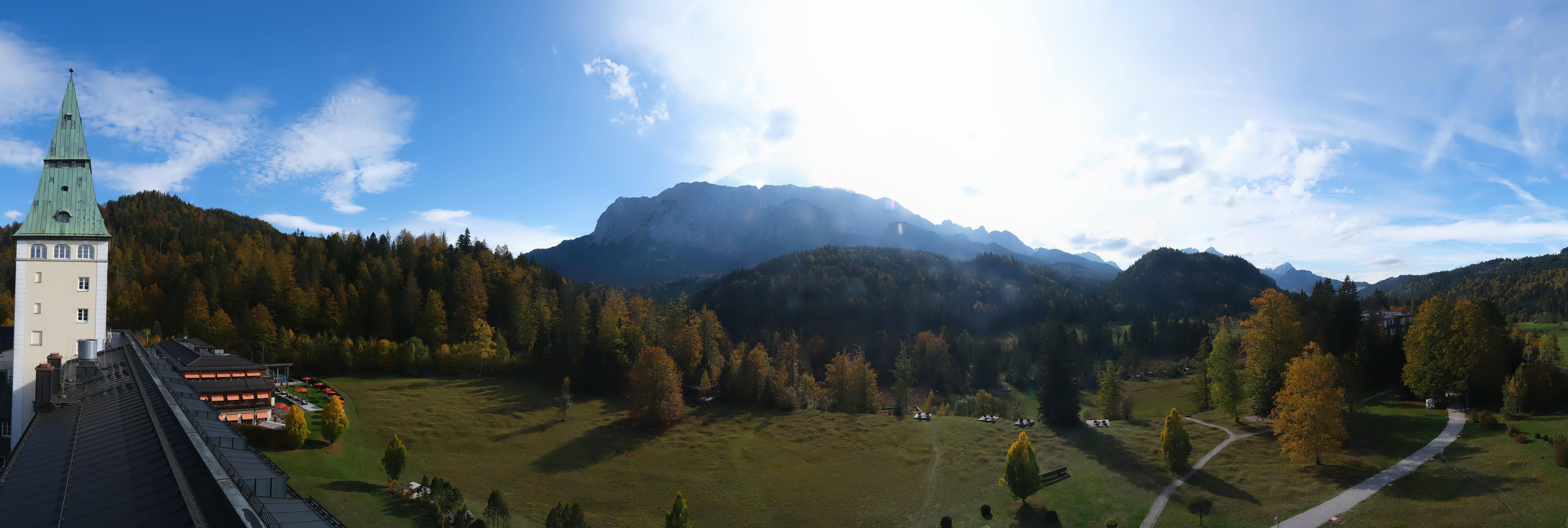 Archiv Foto Webcam Garmisch-Partenkirchen: Schloss Elmau