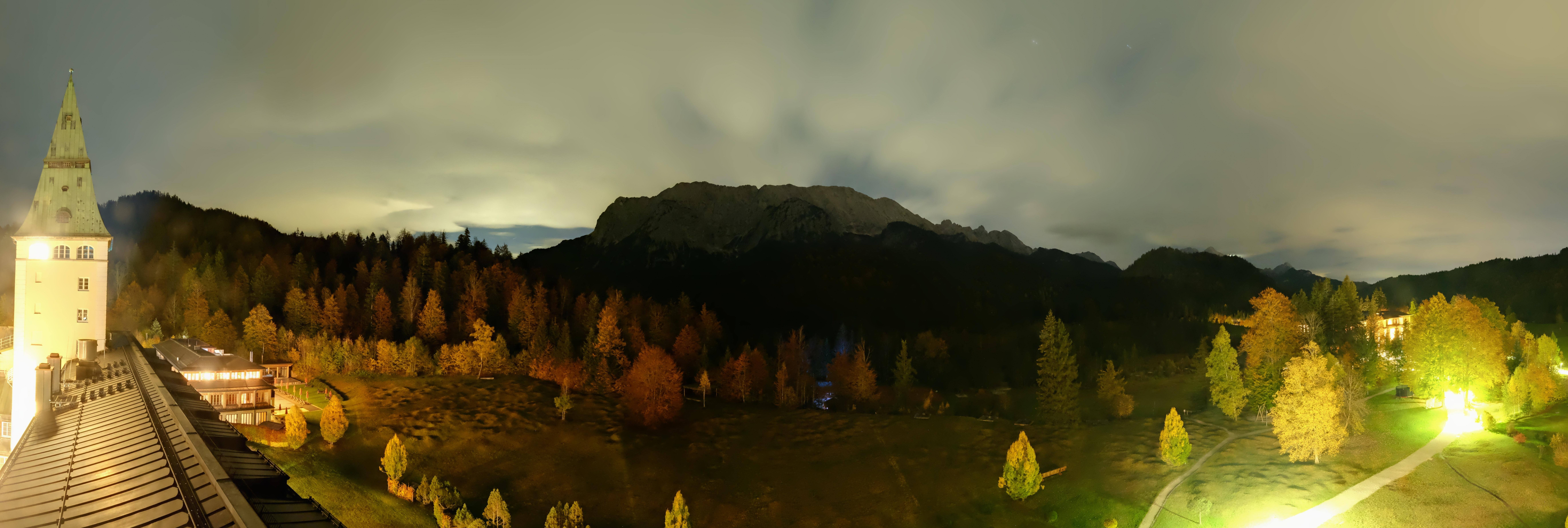 Archiv Foto Webcam Garmisch-Partenkirchen: Schloss Elmau