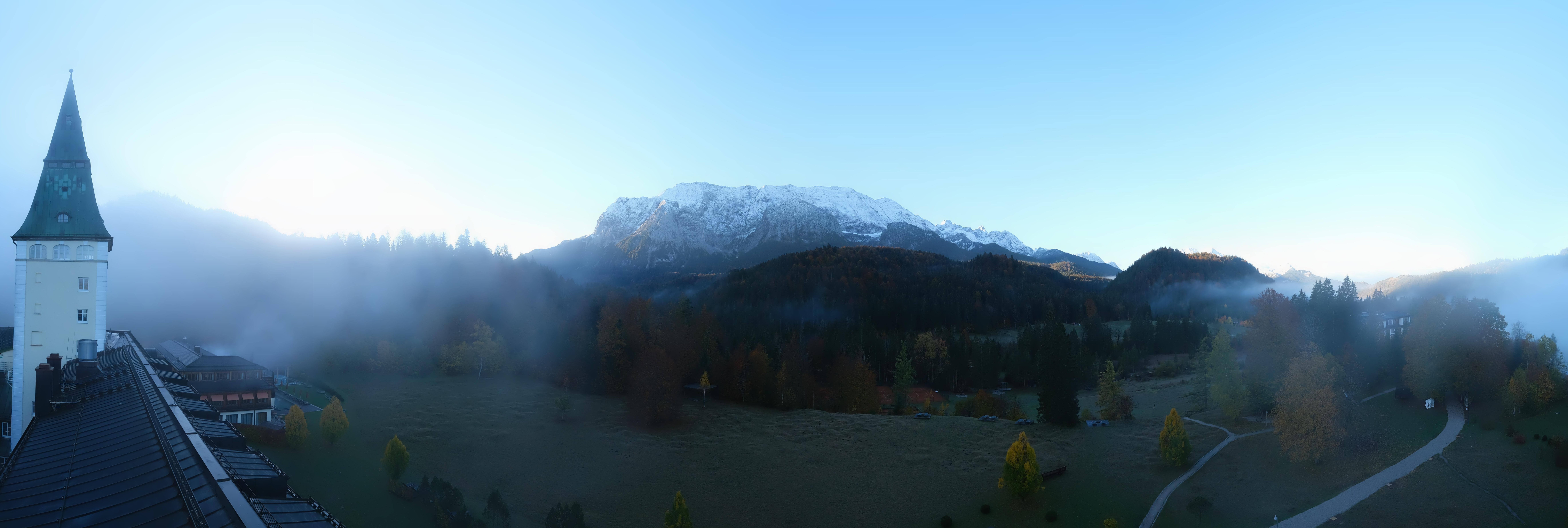 Archiv Foto Webcam Garmisch-Partenkirchen: Schloss Elmau