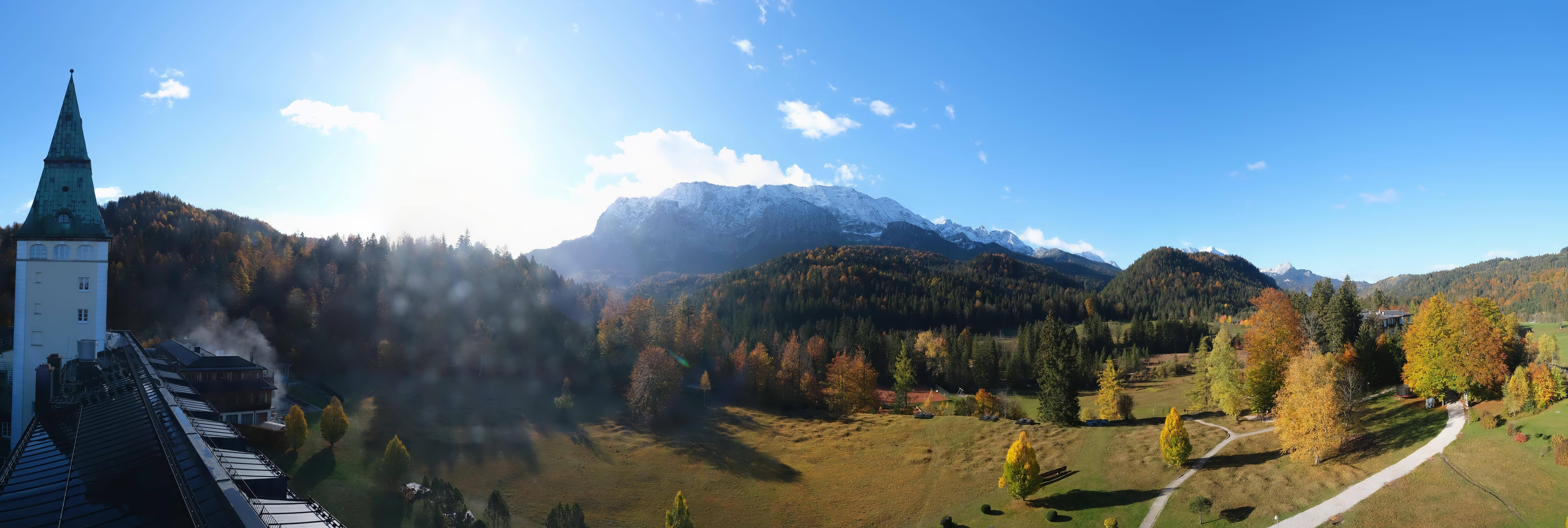 Archiv Foto Webcam Garmisch-Partenkirchen: Schloss Elmau