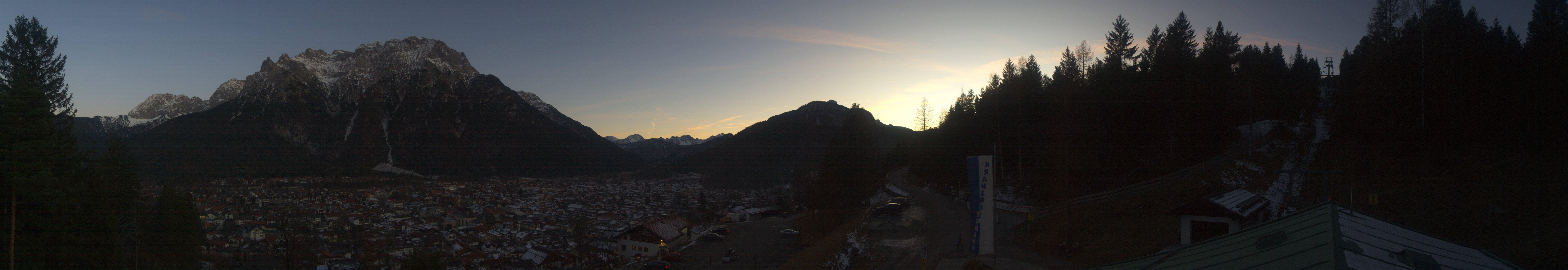 Archiv Foto Webcam Mittenwald Panoramablick