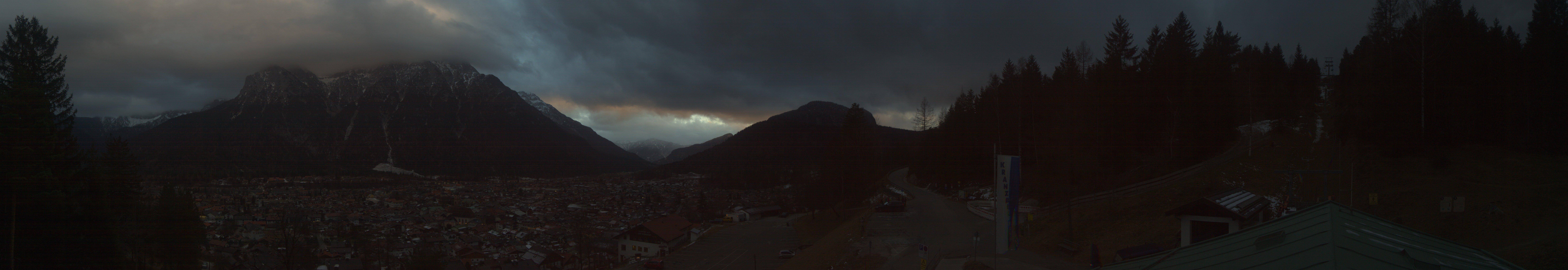 Archiv Foto Webcam Mittenwald Panoramablick