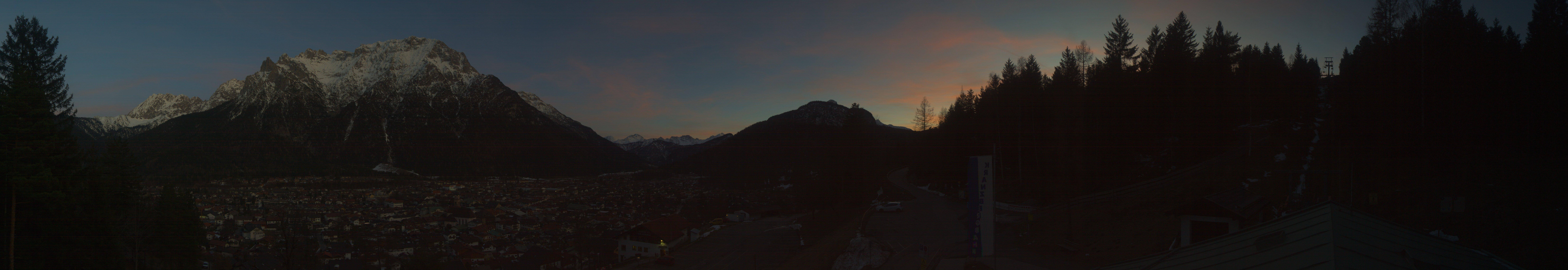 Archived image Webcam Mittenwald Panoramic view
