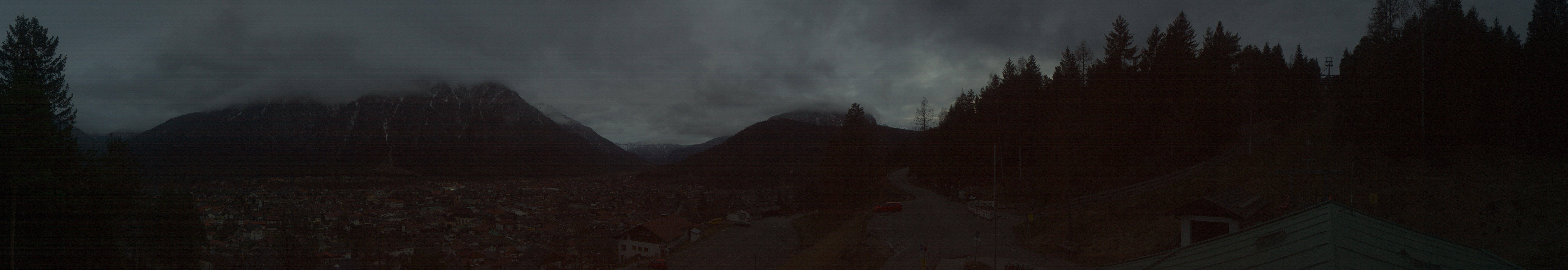 Archiv Foto Webcam Mittenwald Panoramablick
