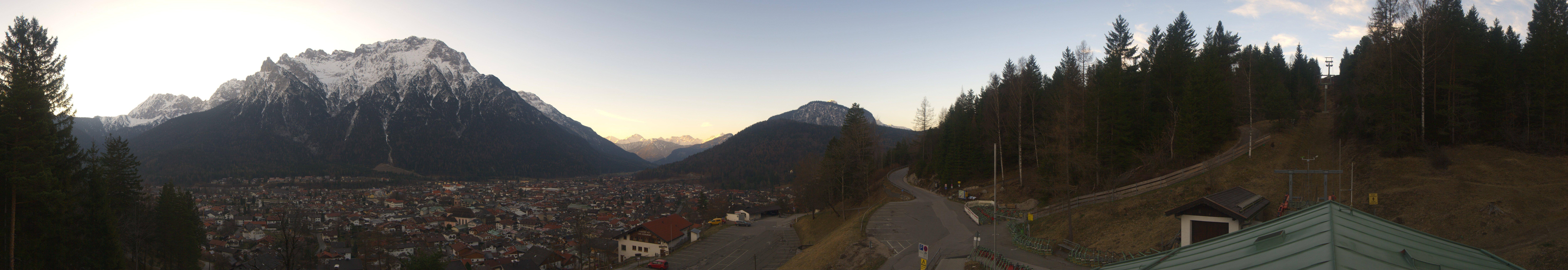 Archiv Foto Webcam Mittenwald Panoramablick