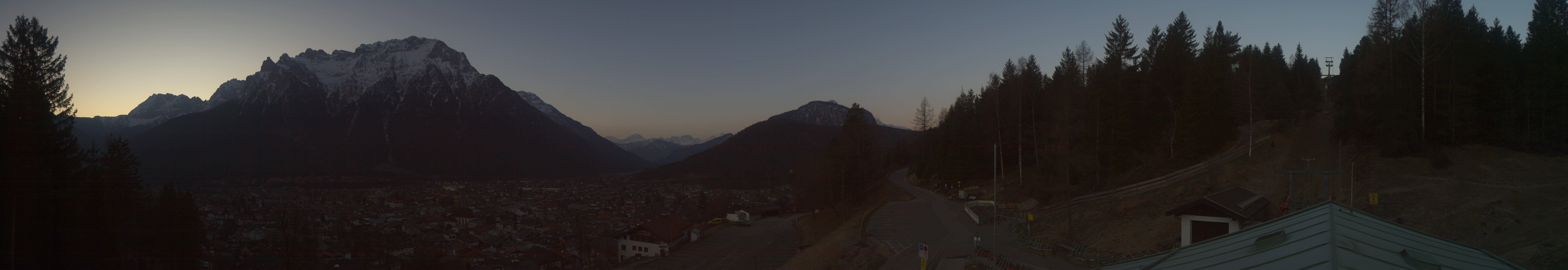 Archiv Foto Webcam Mittenwald Panoramablick