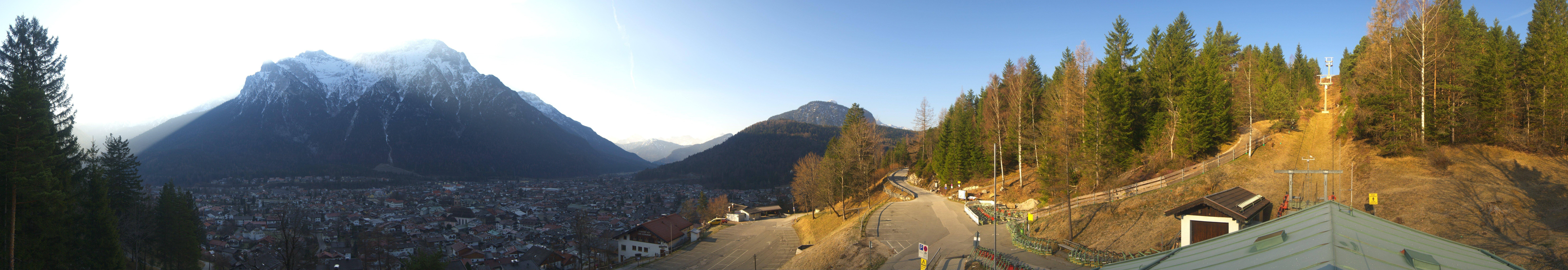 Archiv Foto Webcam Mittenwald Panoramablick