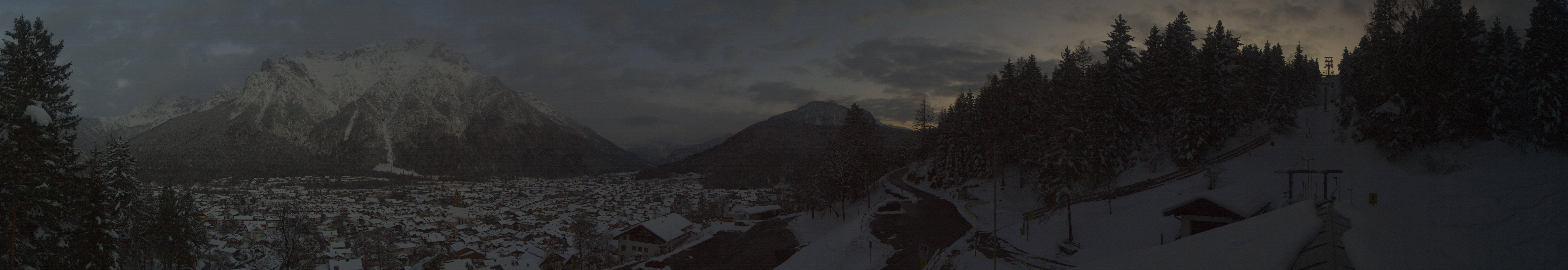 Archiv Foto Webcam Mittenwald Panoramablick