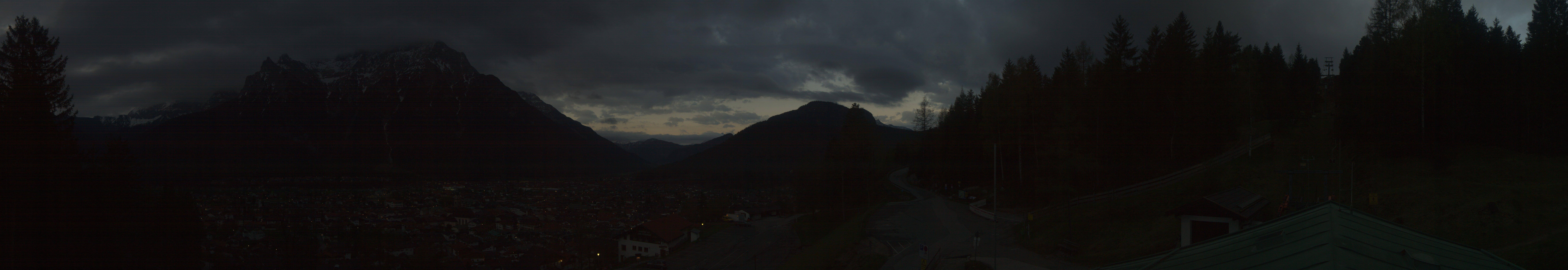 Archiv Foto Webcam Mittenwald Panoramablick
