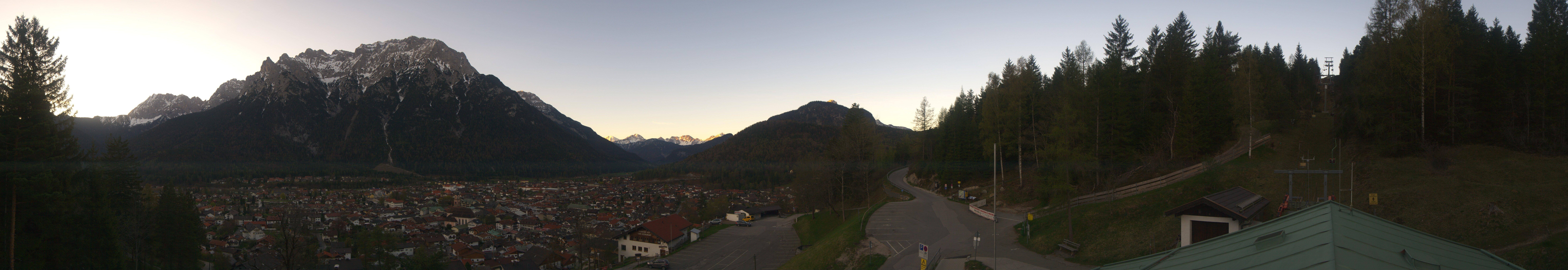 Archiv Foto Webcam Mittenwald Panoramablick