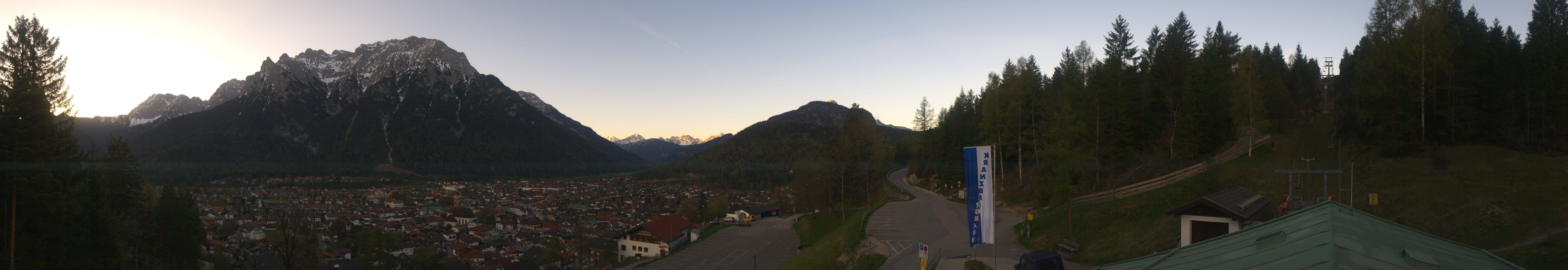 Archiv Foto Webcam Mittenwald Panoramablick