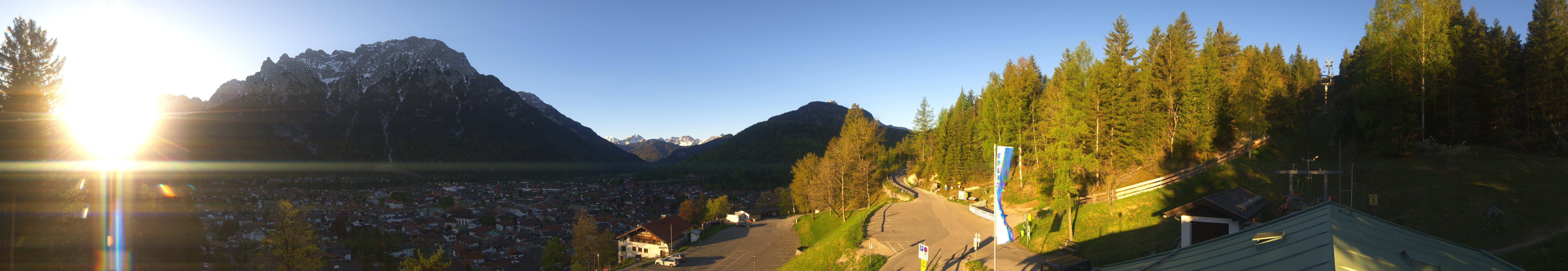 Archiv Foto Webcam Mittenwald Panoramablick