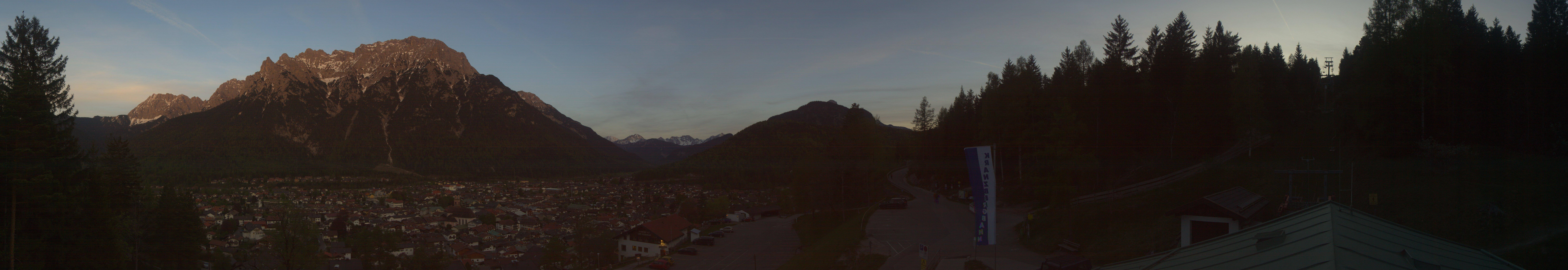 Archived image Webcam Mittenwald Panoramic view