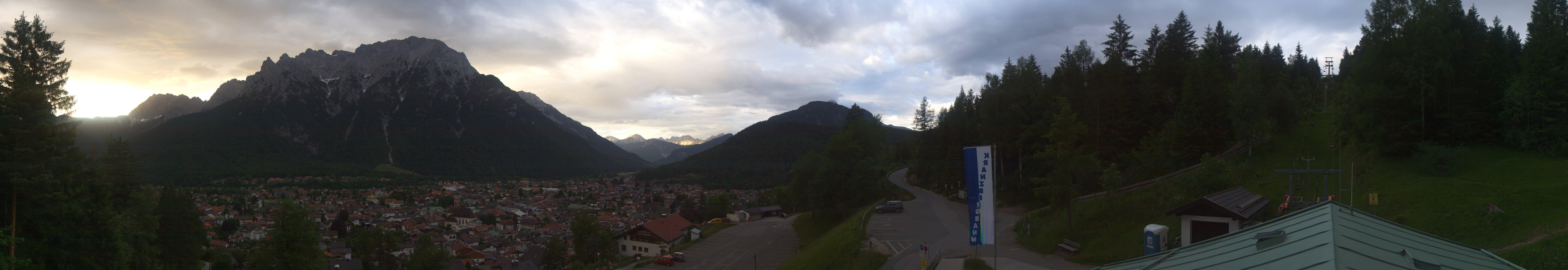 Archiv Foto Webcam Mittenwald Panoramablick