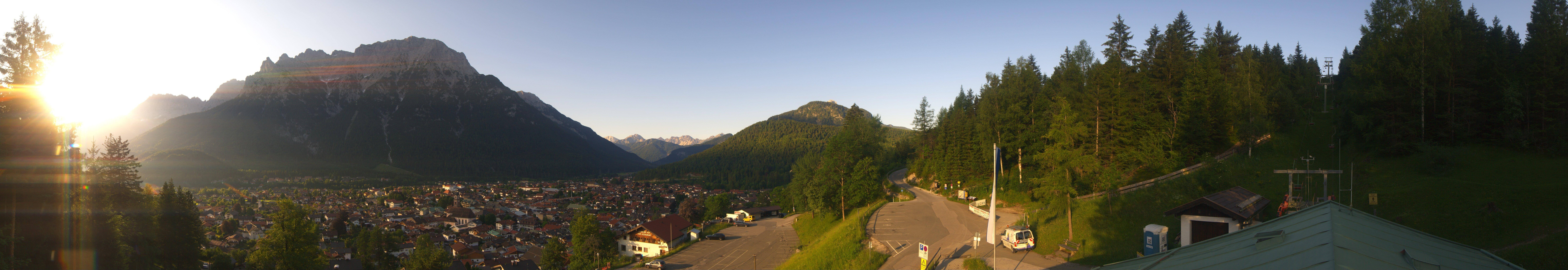 Archiv Foto Webcam Mittenwald Panoramablick