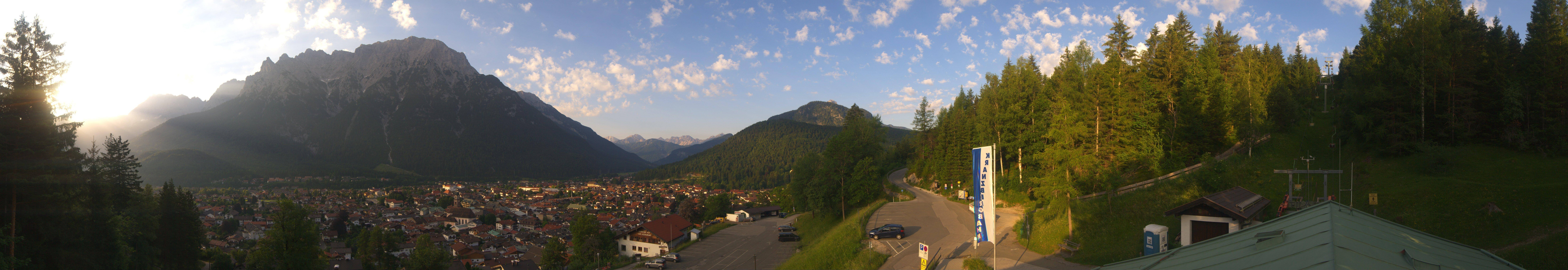 Archiv Foto Webcam Mittenwald Panoramablick